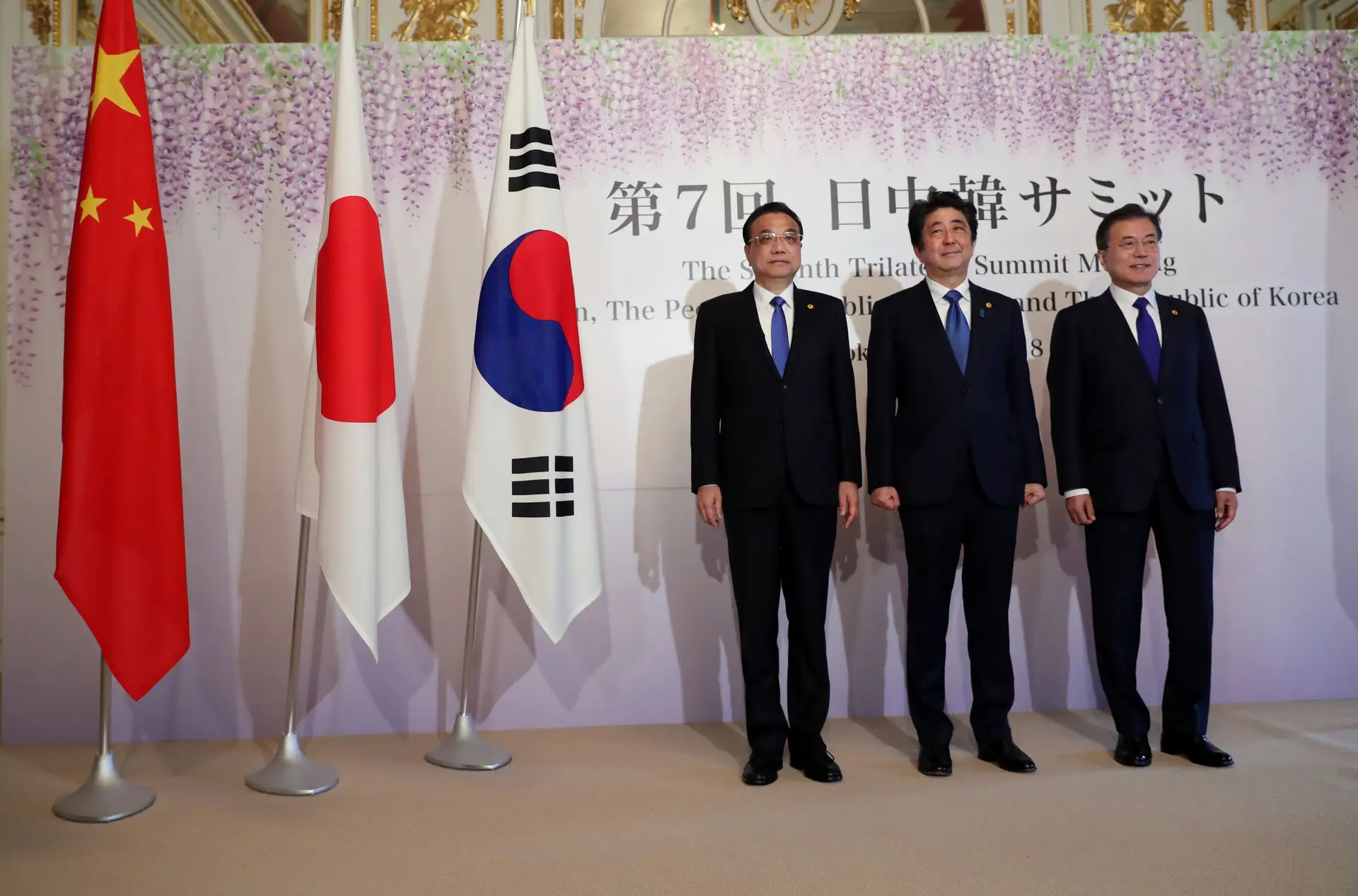 Tóquio, Seul e Pequim comprometem-se a cooperar sobre Coreia do Norte