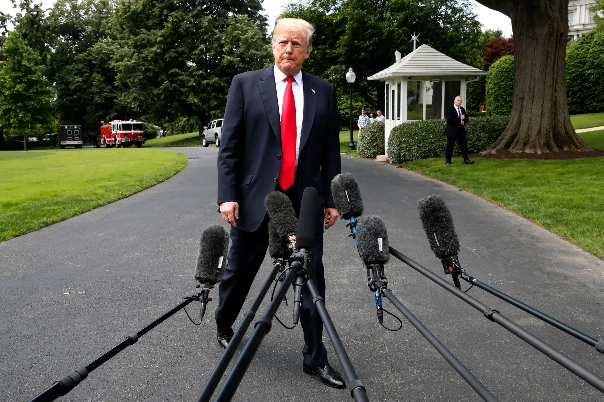Trump deixa aviso à Coreia do Norte