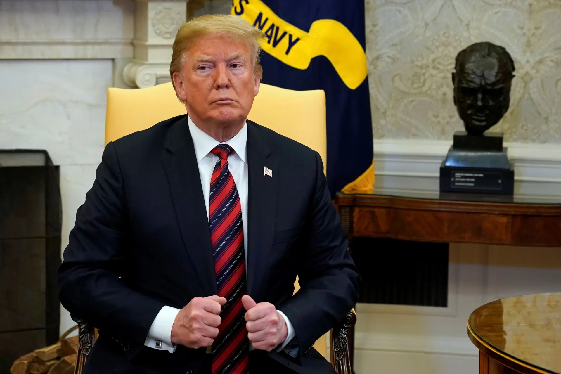 Trump garante que negociações sobre cimeira com Coreia do Norte "estão a correr bem"