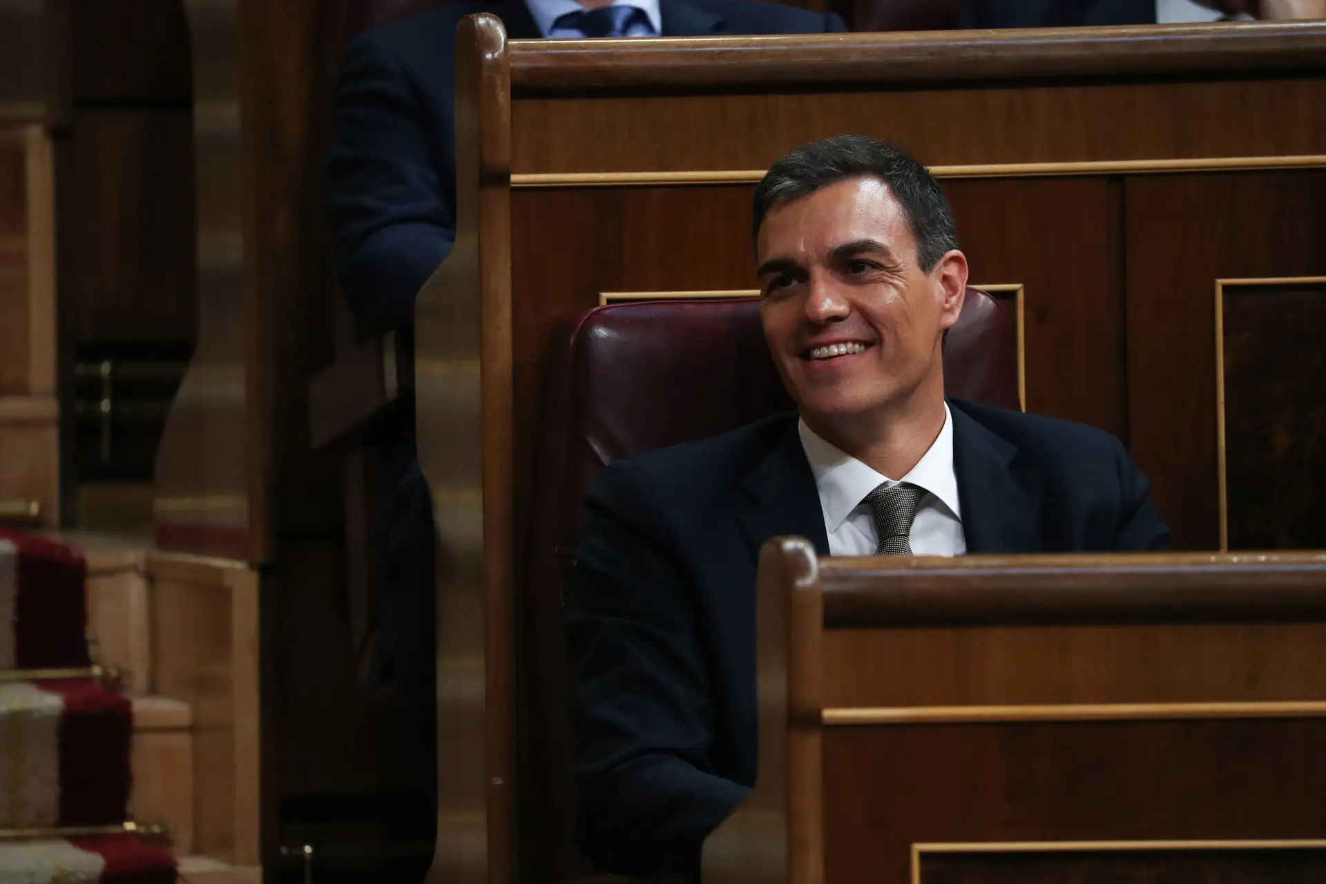 Pedro Sánchez toma posse esta manhã como primeiro-ministro de Espanha