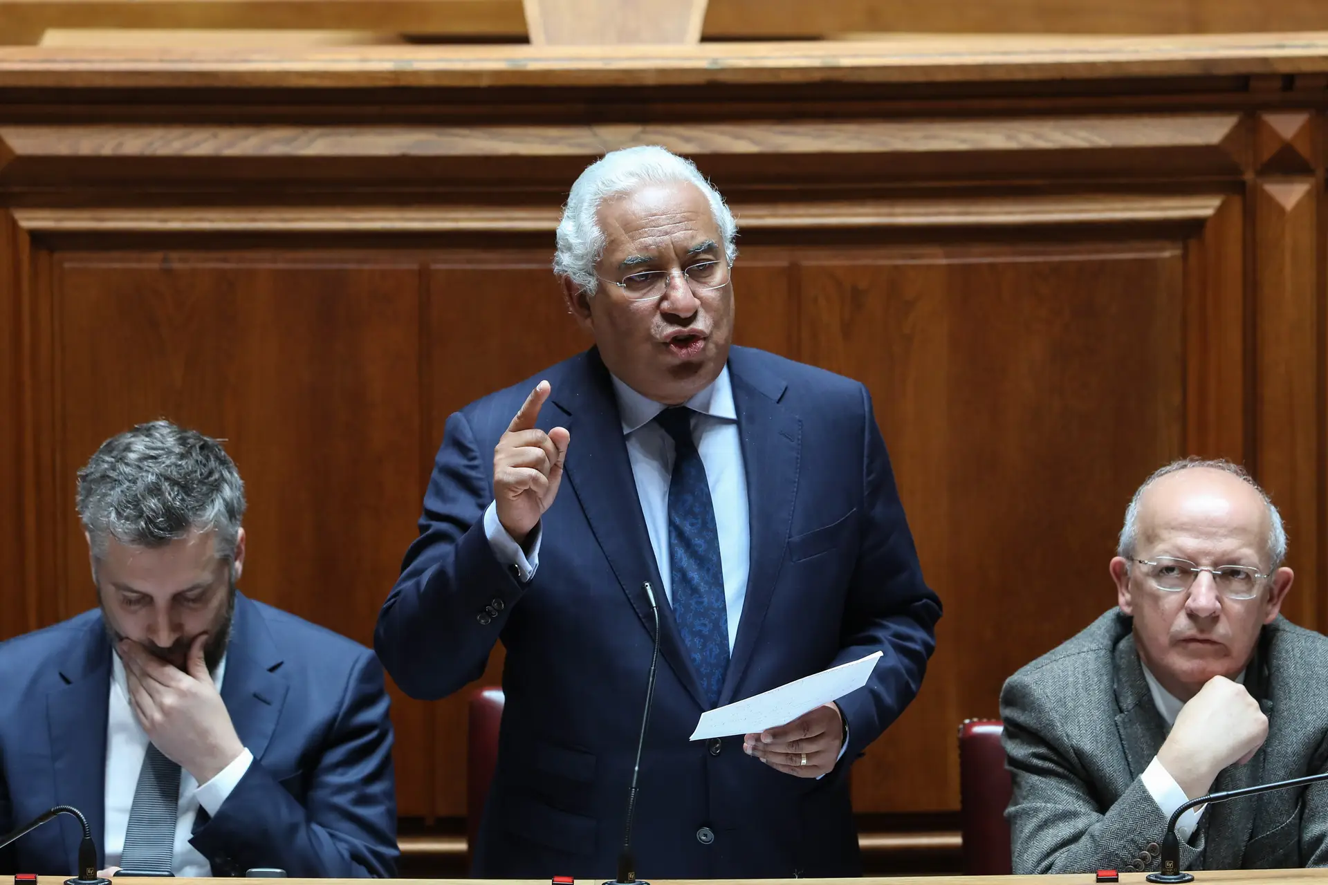 Costa diz não ser possível acordo com "posição intransigente" de sindicatos de professores