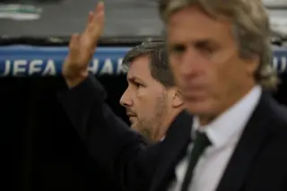 Jesus sai do Sporting para treinar pela primeira vez uma equipa estrangeira