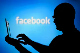 Facebook bloqueou mais de 600 mil anúncios "enganosos" na UE em março