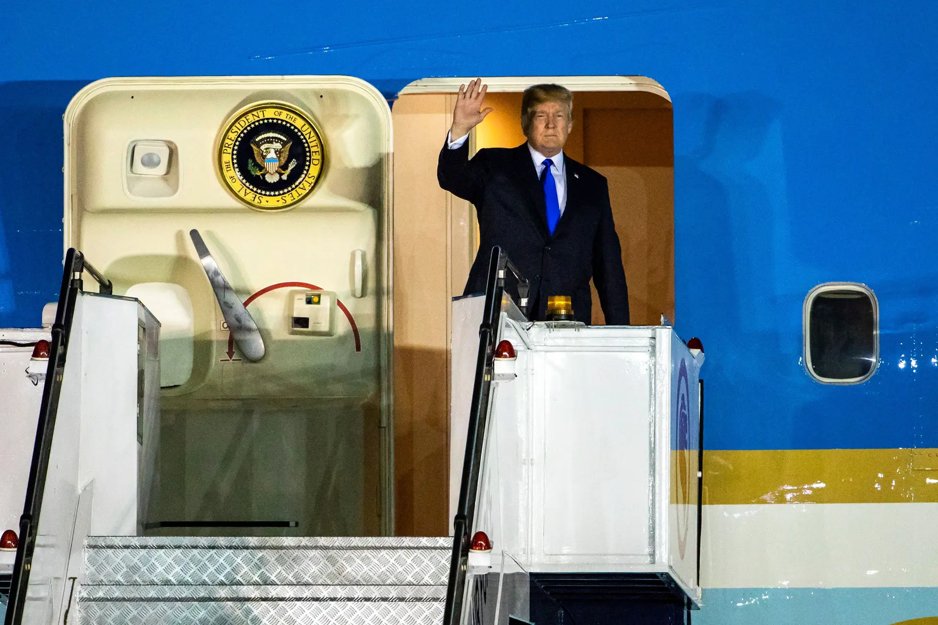 Donald Trump já chegou a Singapura