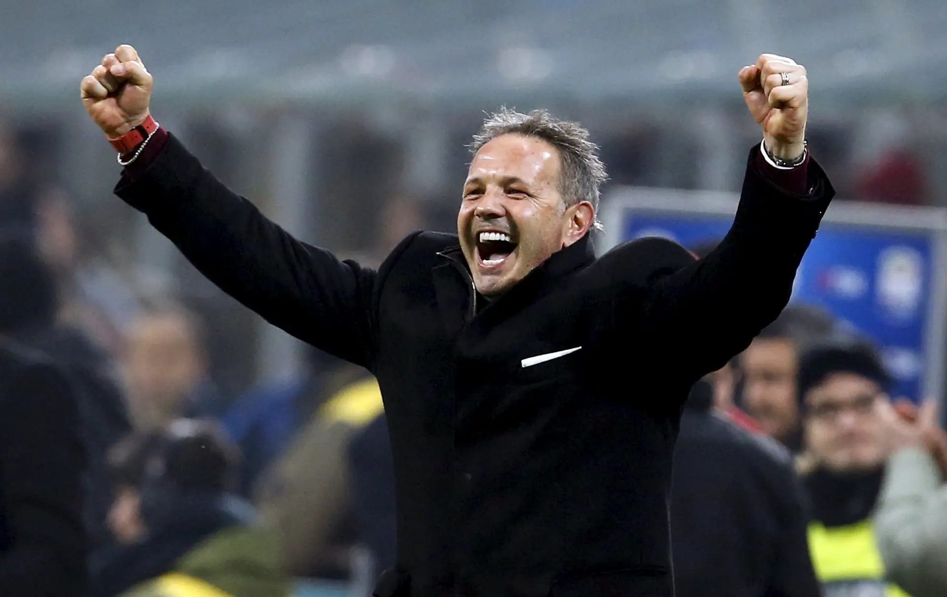 Treinador Sinisa Mihajlovic assina com o Sporting até 2021