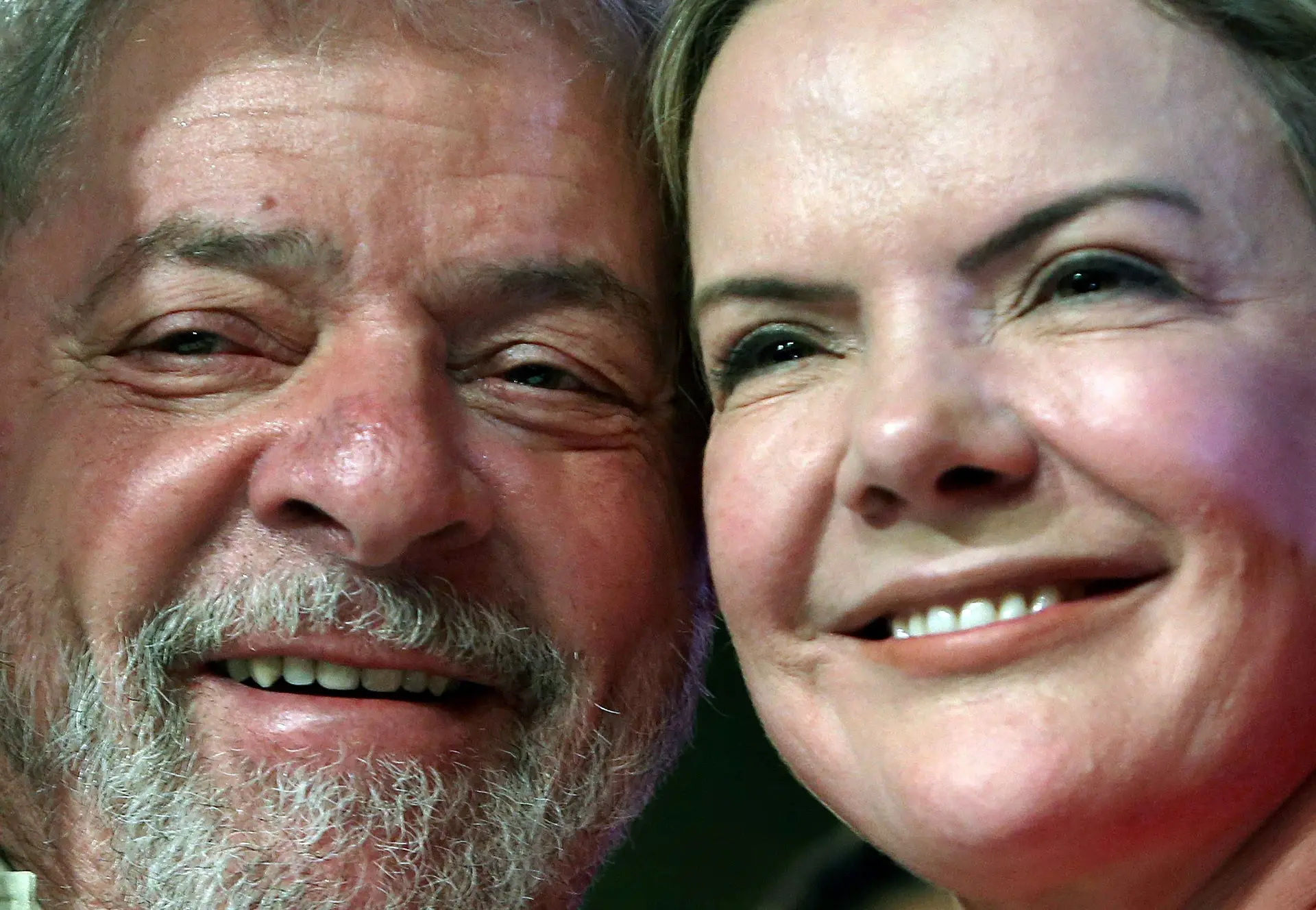 Tribunal brasileiro absolve senadora Gleisi Hoffmann de corrupção