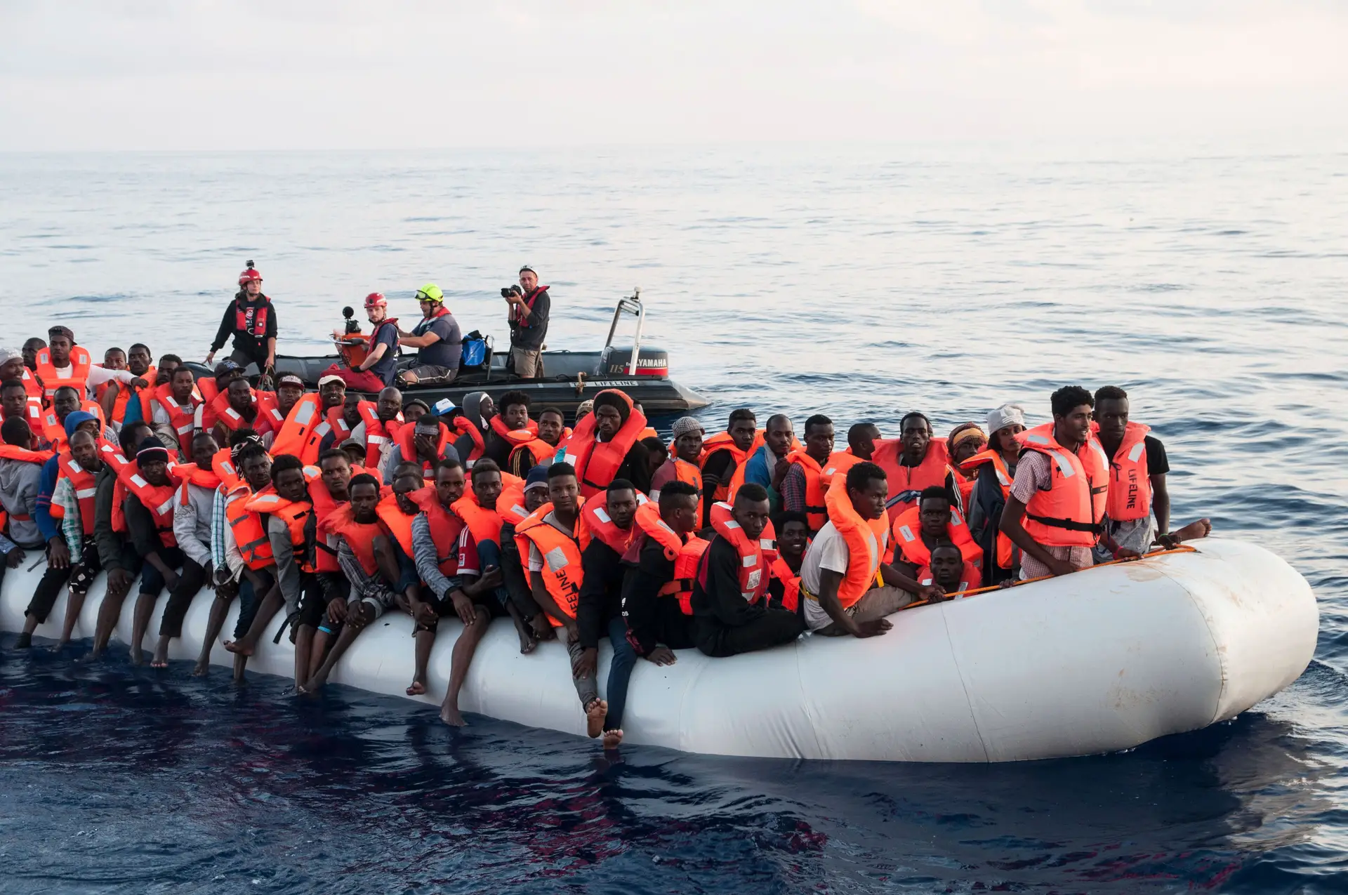 Itália vai receber alguns migrantes do Lifeline, que atracará em Malta