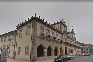 18 câmaras municipais alvo de buscas da PJ por suspeitas de corrupção