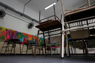 80 equipas das Forças Armadas começam operação de desinfeção das escolas