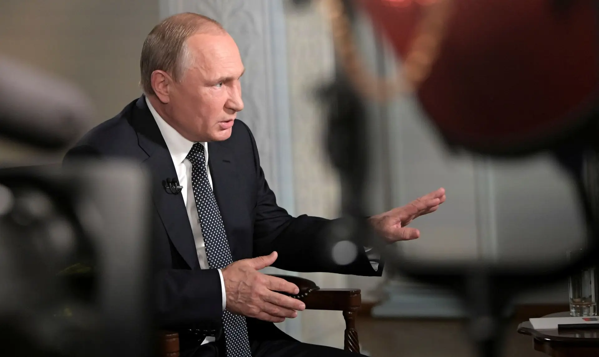 Putin diz que acusações sobre envenenamentos em Inglaterra são "infundadas"