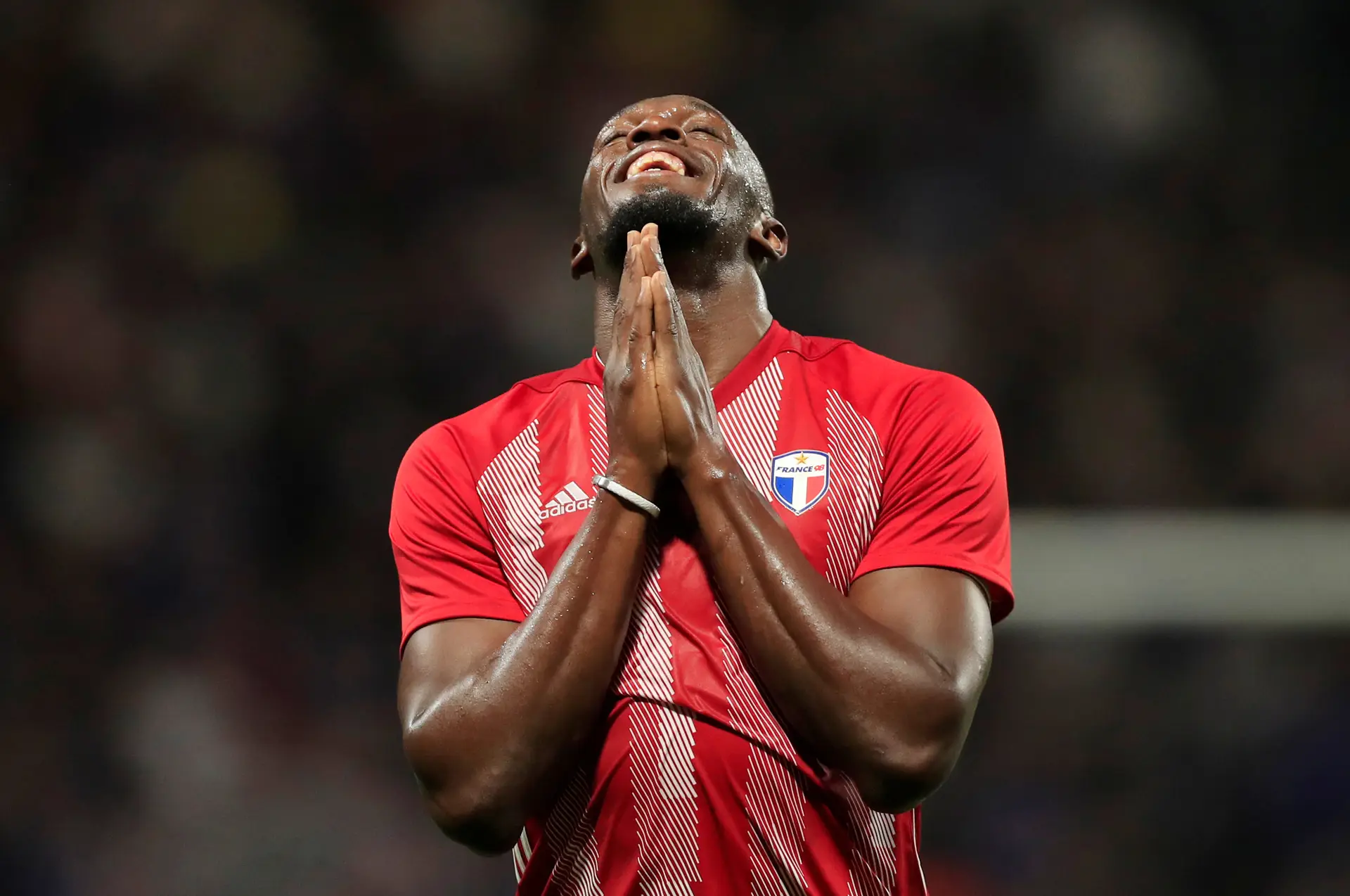 Usain Bolt em negociações com clube de futebol australiano