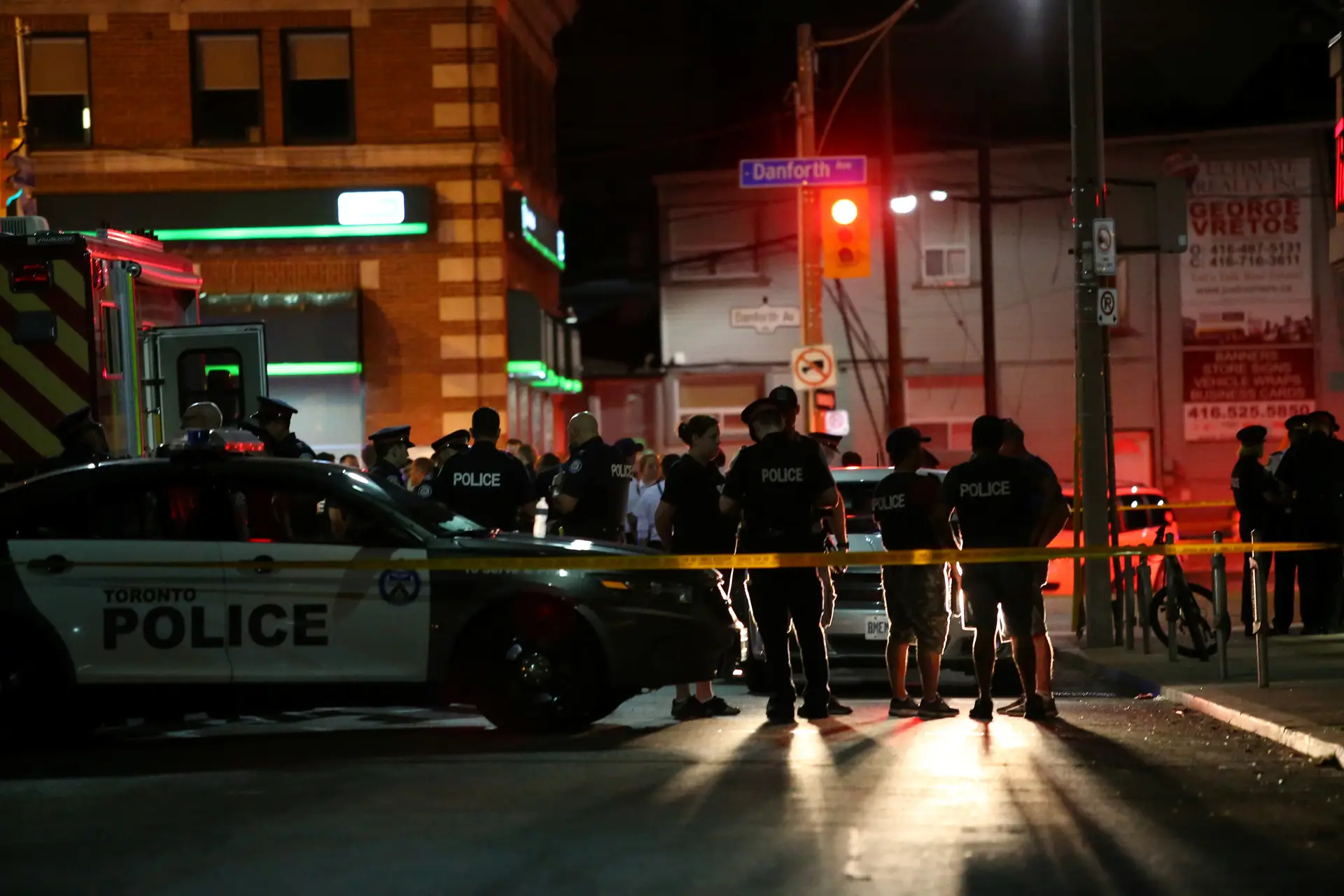 Um morto e 13 feridos em tiroteio no Canadá