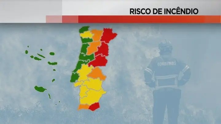 Risco de fogos florestais aumenta hoje - SIC Notícias