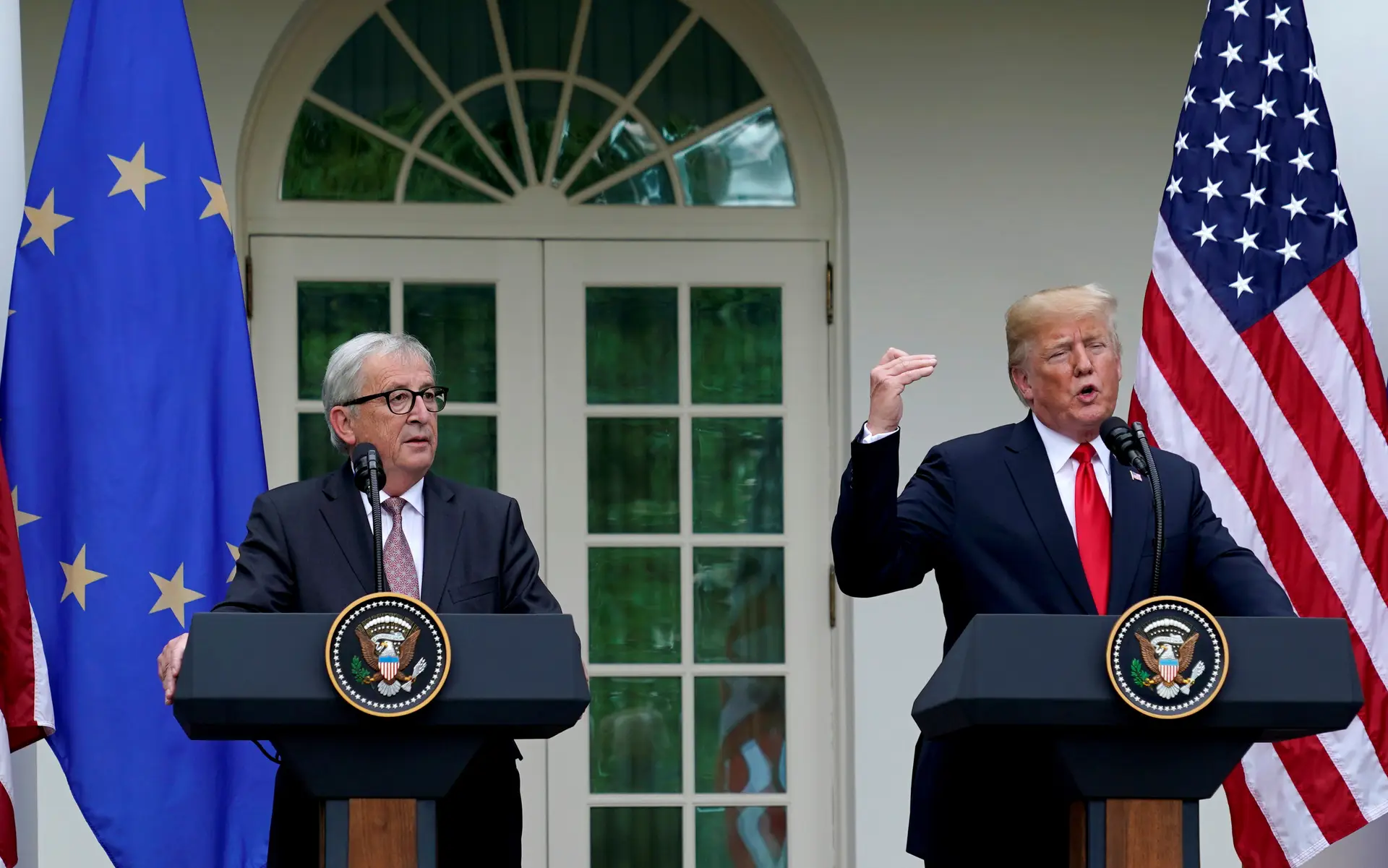Juncker e Trump anunciam acordo