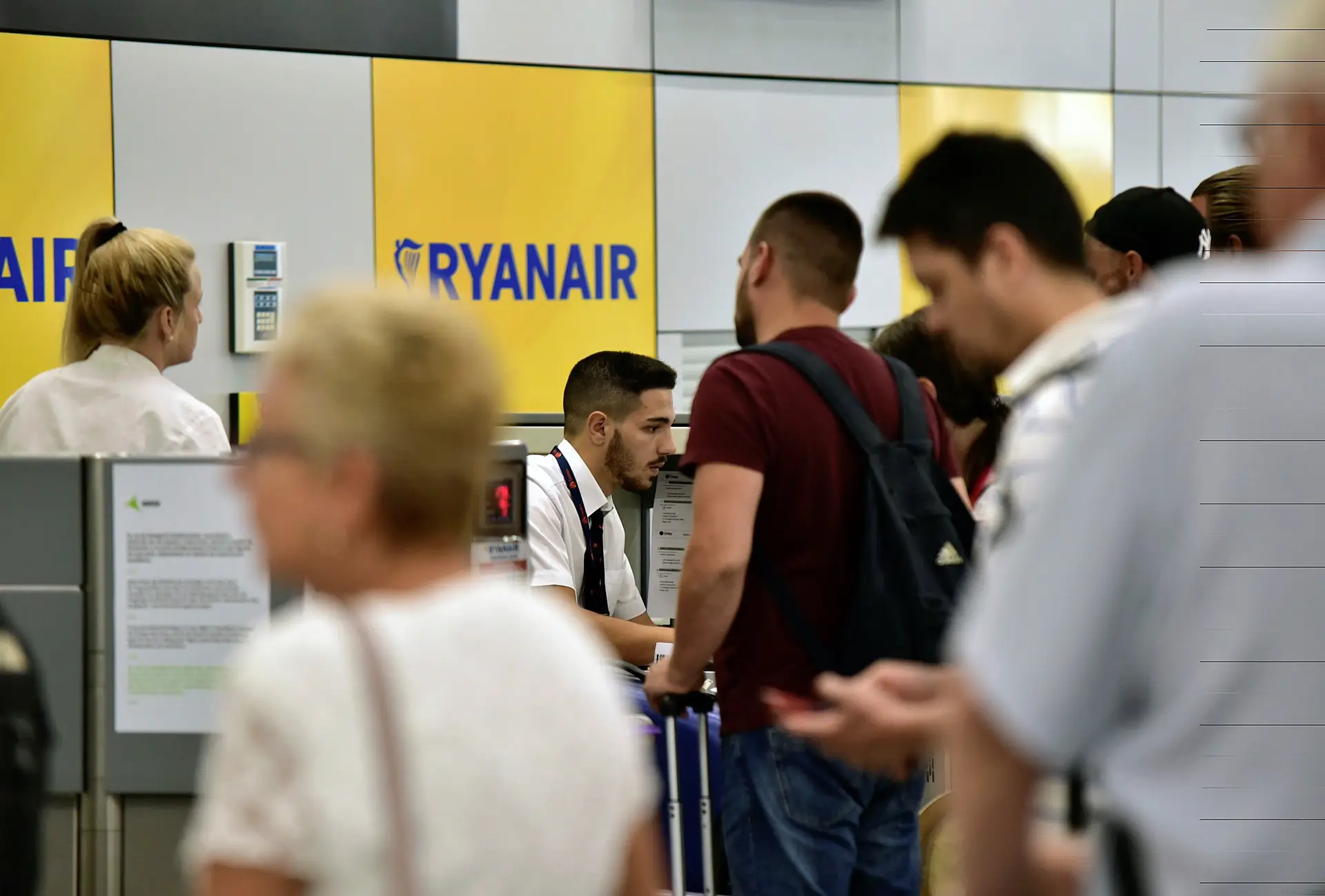 Greve da Ryanair obriga portugueses a procurar alternativas mais caras