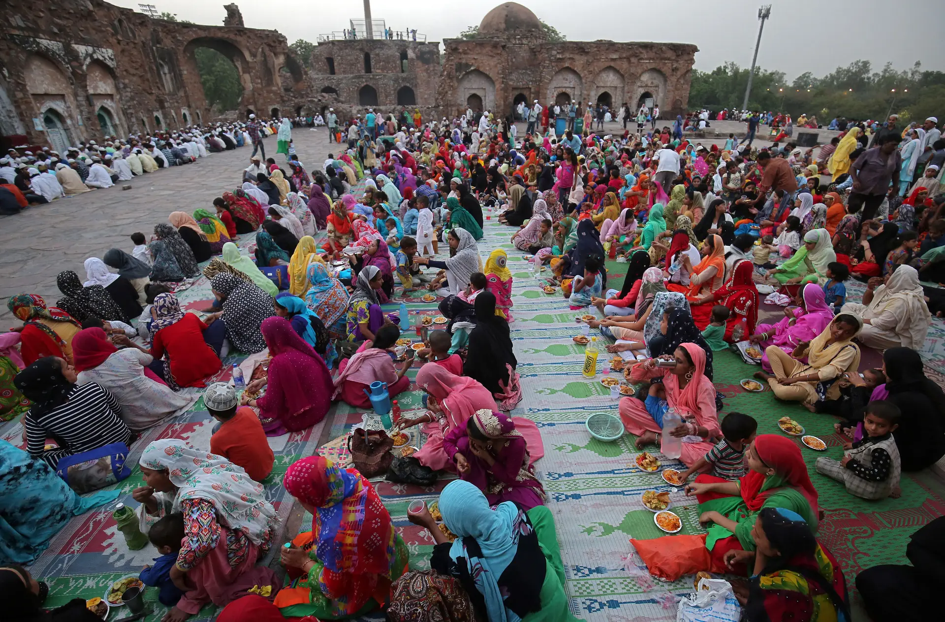 População da Índia deverá ultrapassar a da China em 2022