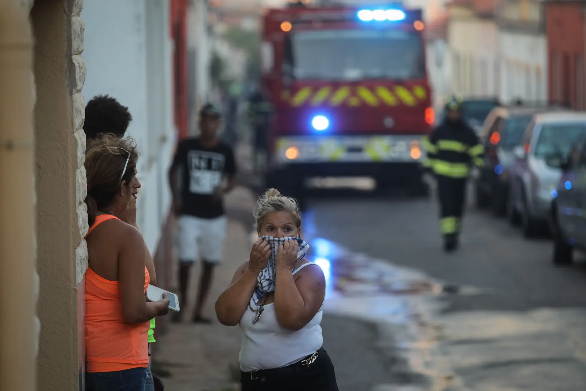 Criada linha telefónica para gerir donativos para as vítimas do fogo em Monchique