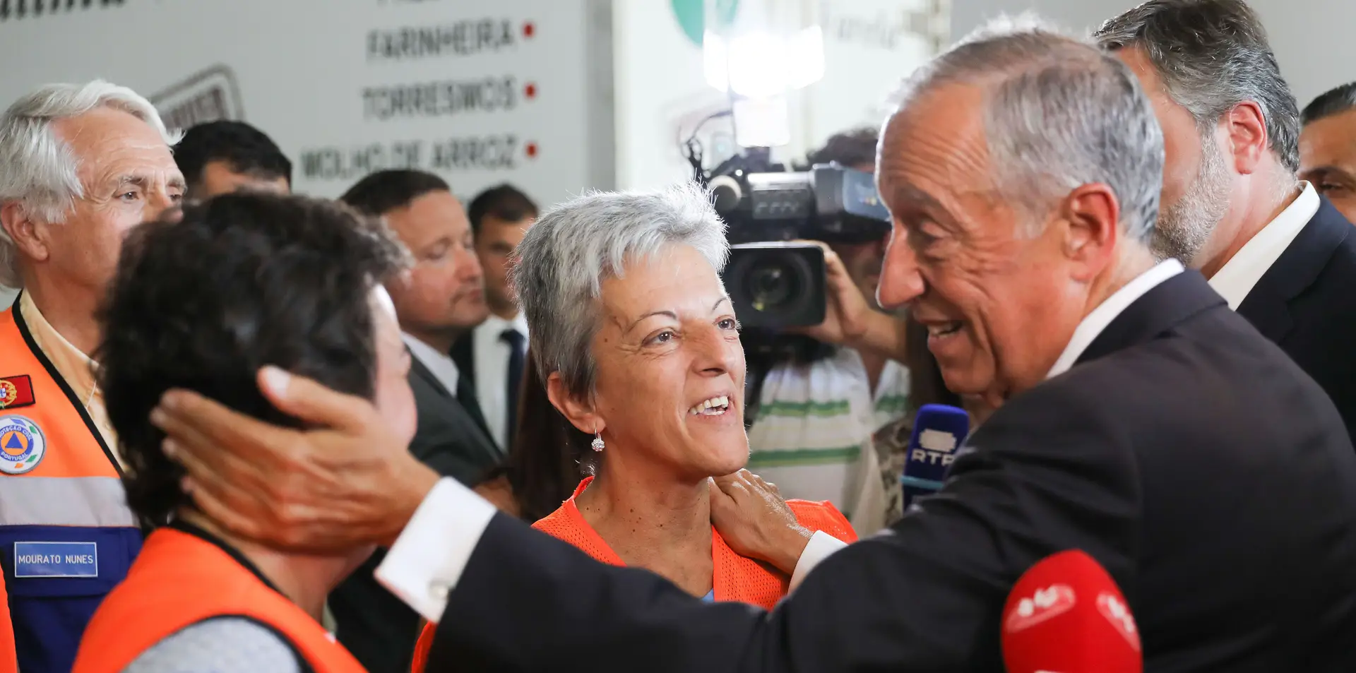 Liga quer que MAI explique ausência de bombeiros na receção a Marcelo e Costa