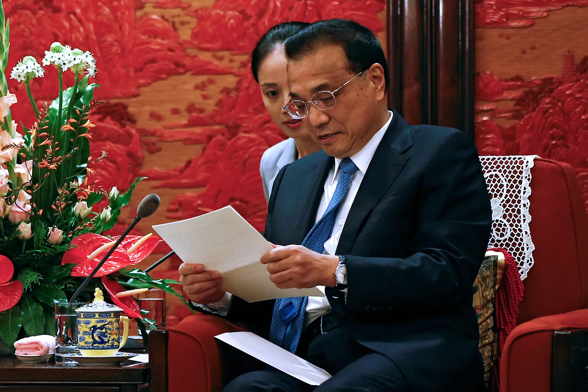 China pede aos EUA que não usem segurança nacional para travar investimentos