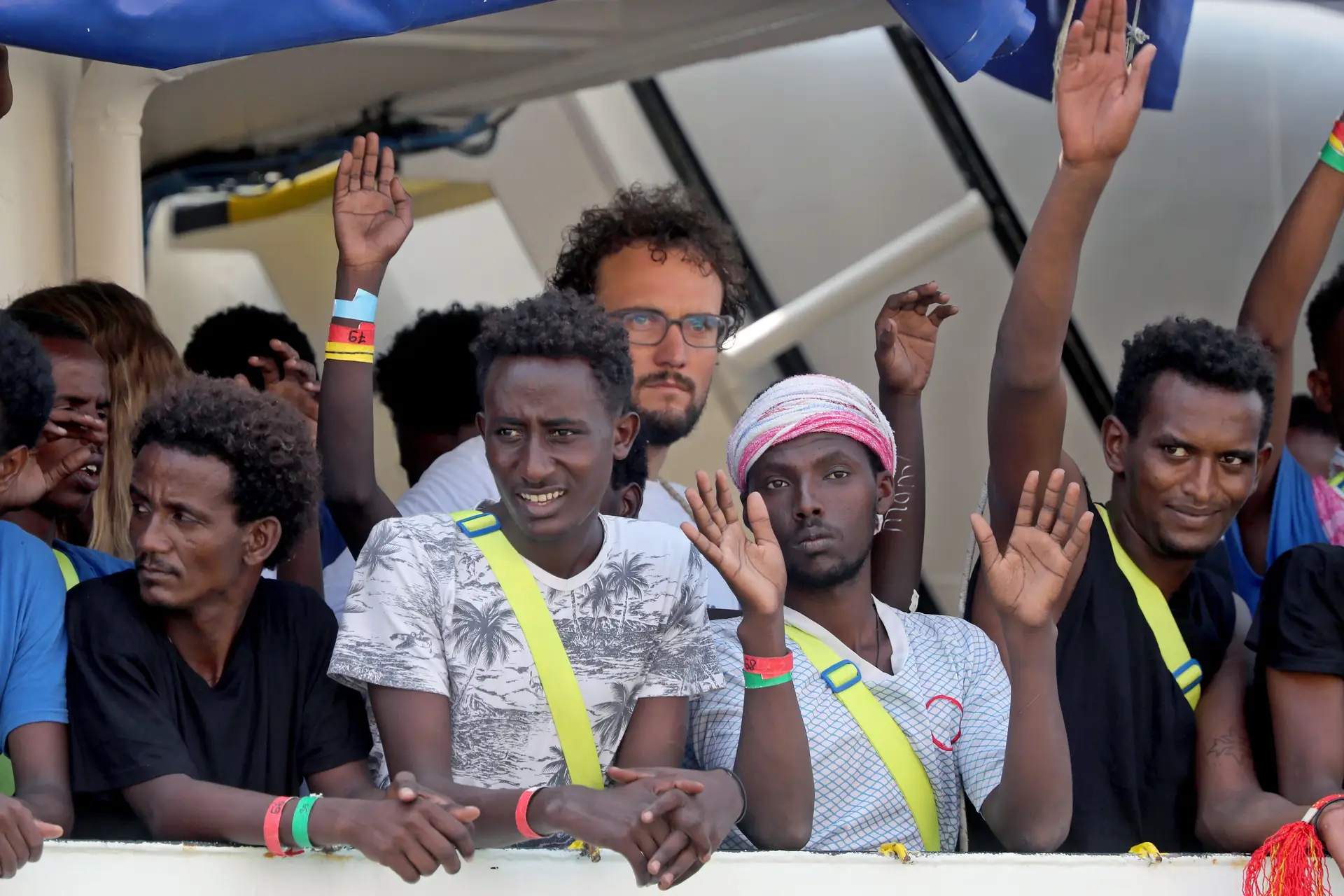 Itália pede sanções para Malta por recusar receber barco com migrantes