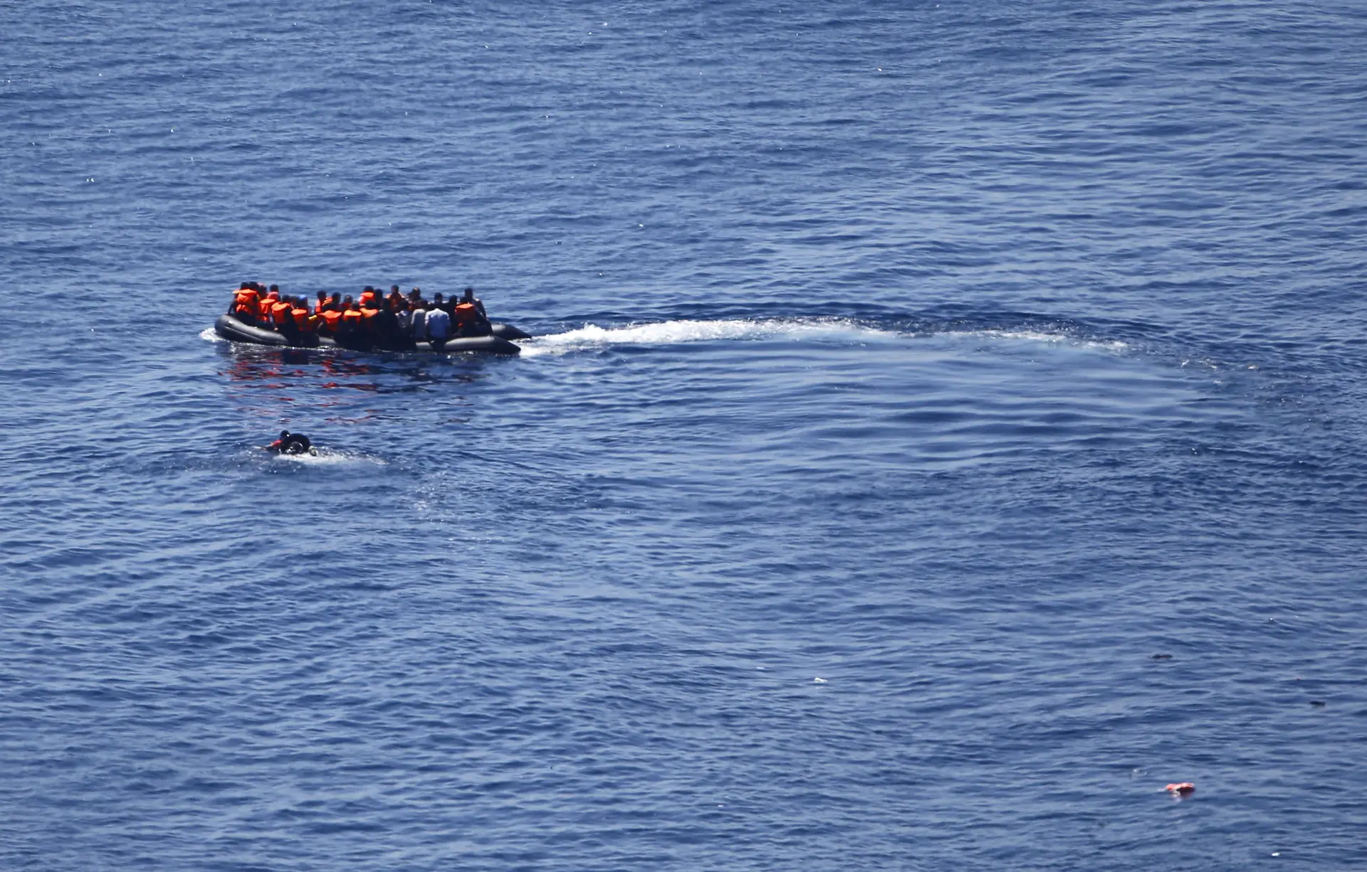 Itália defende rotatividade dos portos europeus para acolher migrantes