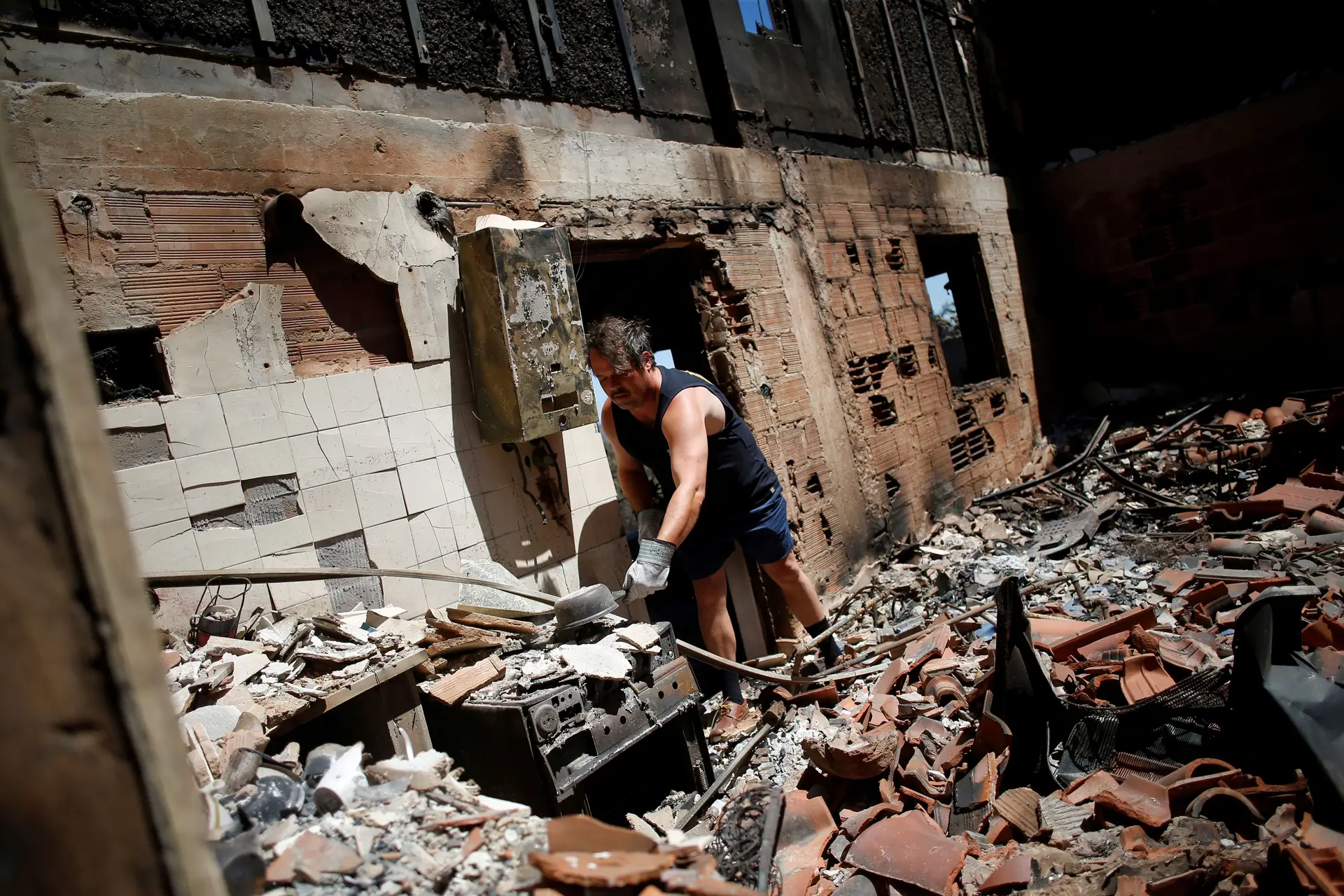 Reconstrução de casas em Monchique poderá ficar concluída em 2019