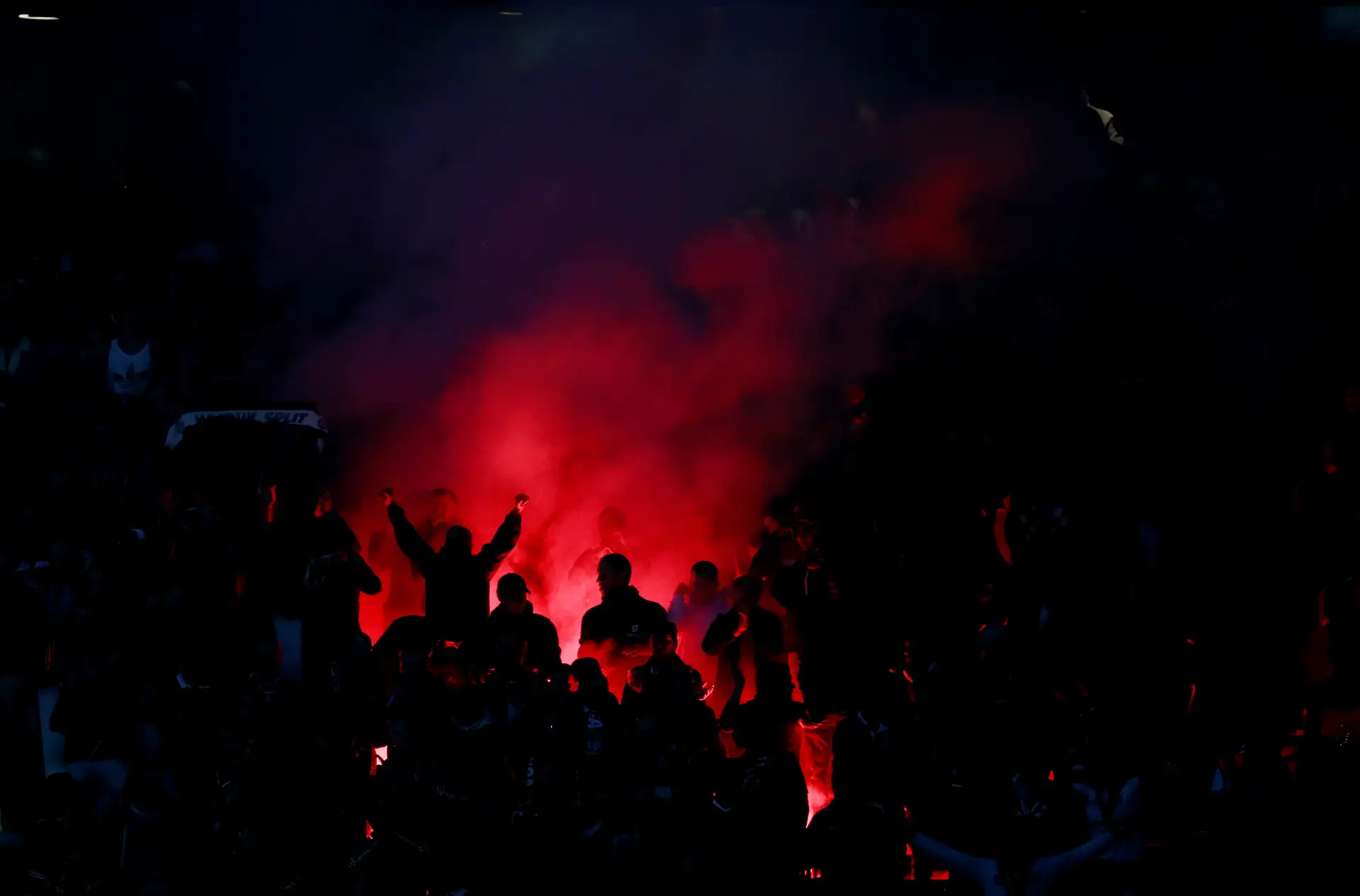 Funcionário judicial suspeito de entregar informação ao Benfica vai ser libertado