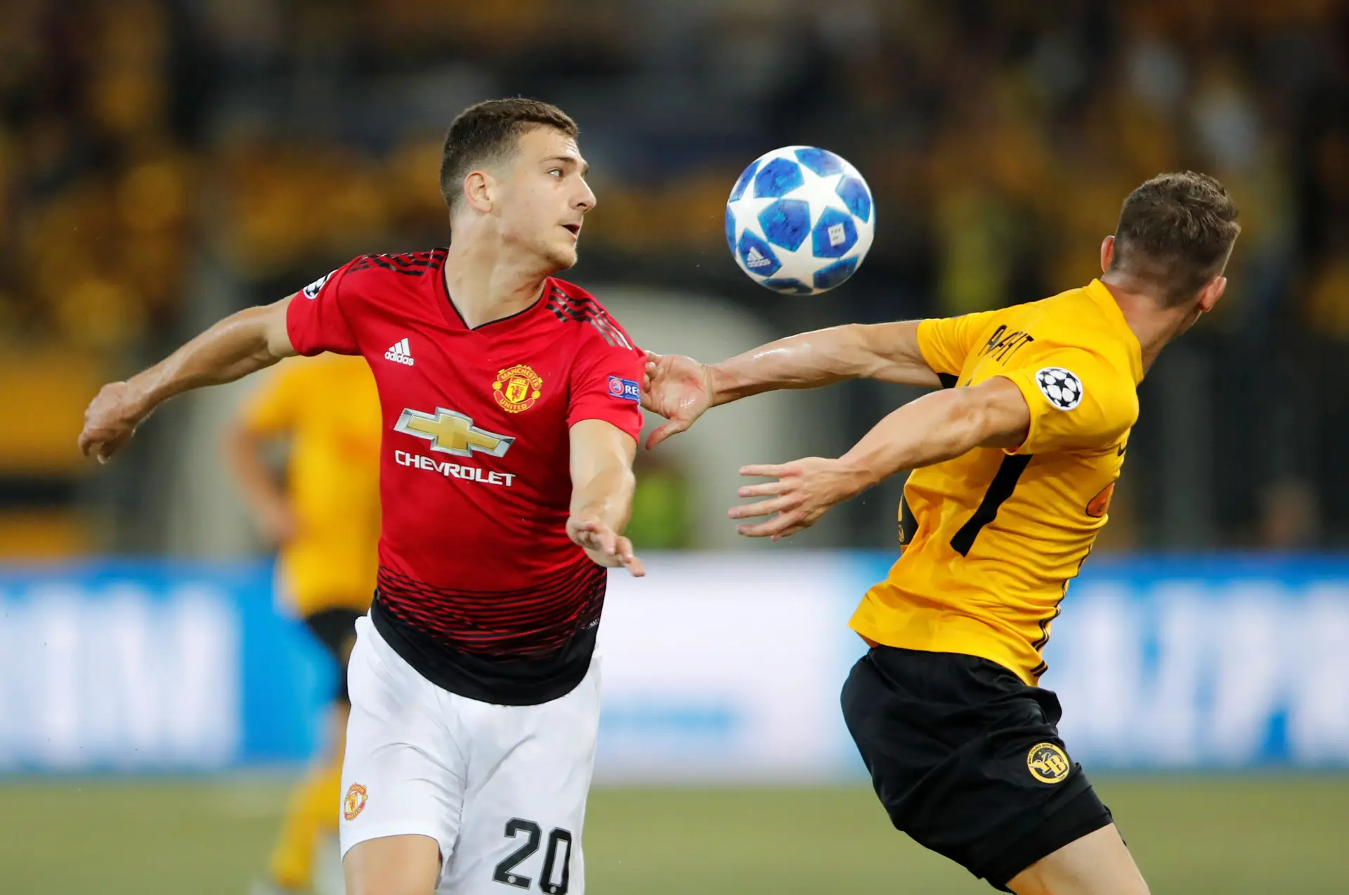 Diogo Dalot feliz pela estreia no Manchester United