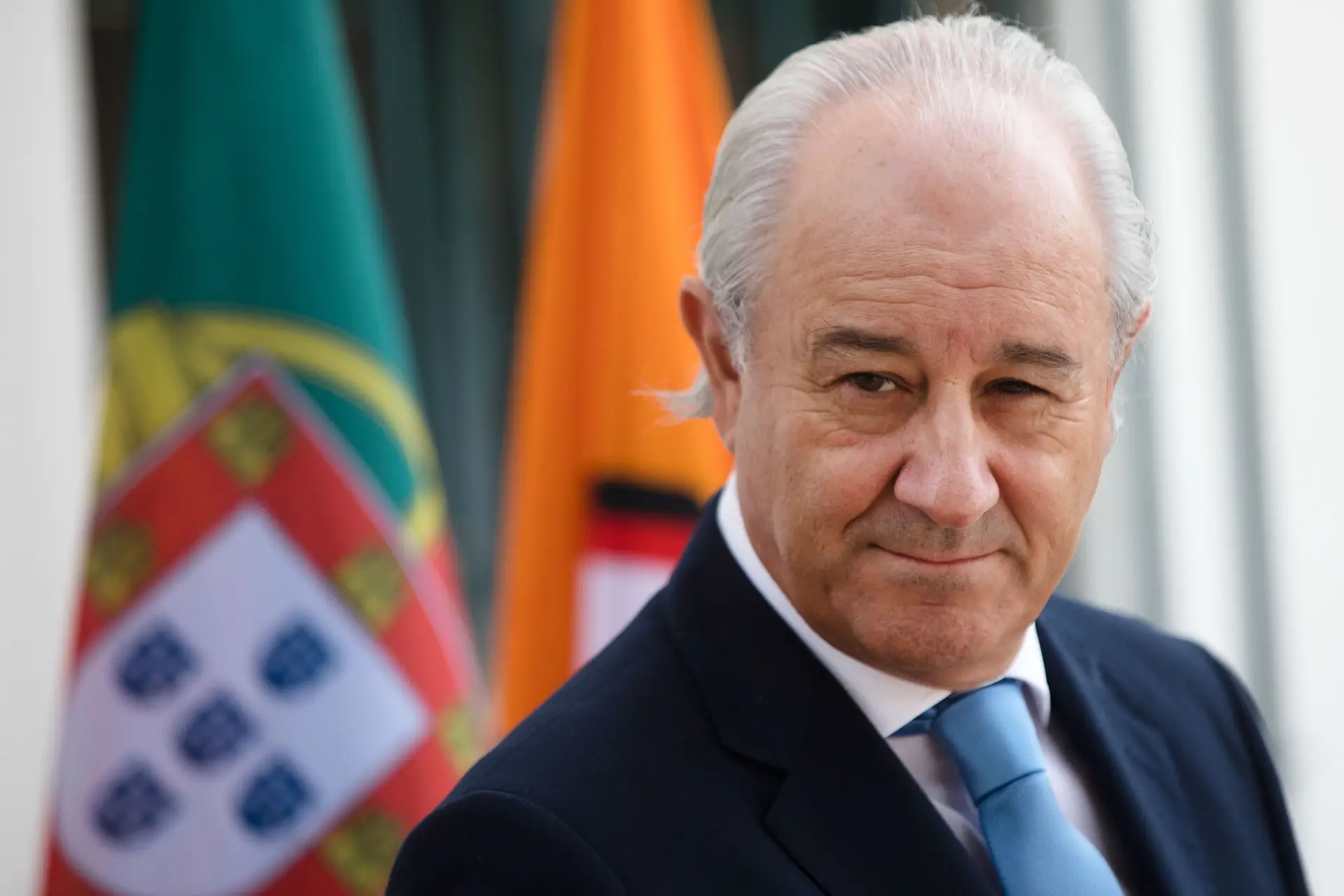 Líderes distritais do PSD assinam documento de apoio a Rui Rio