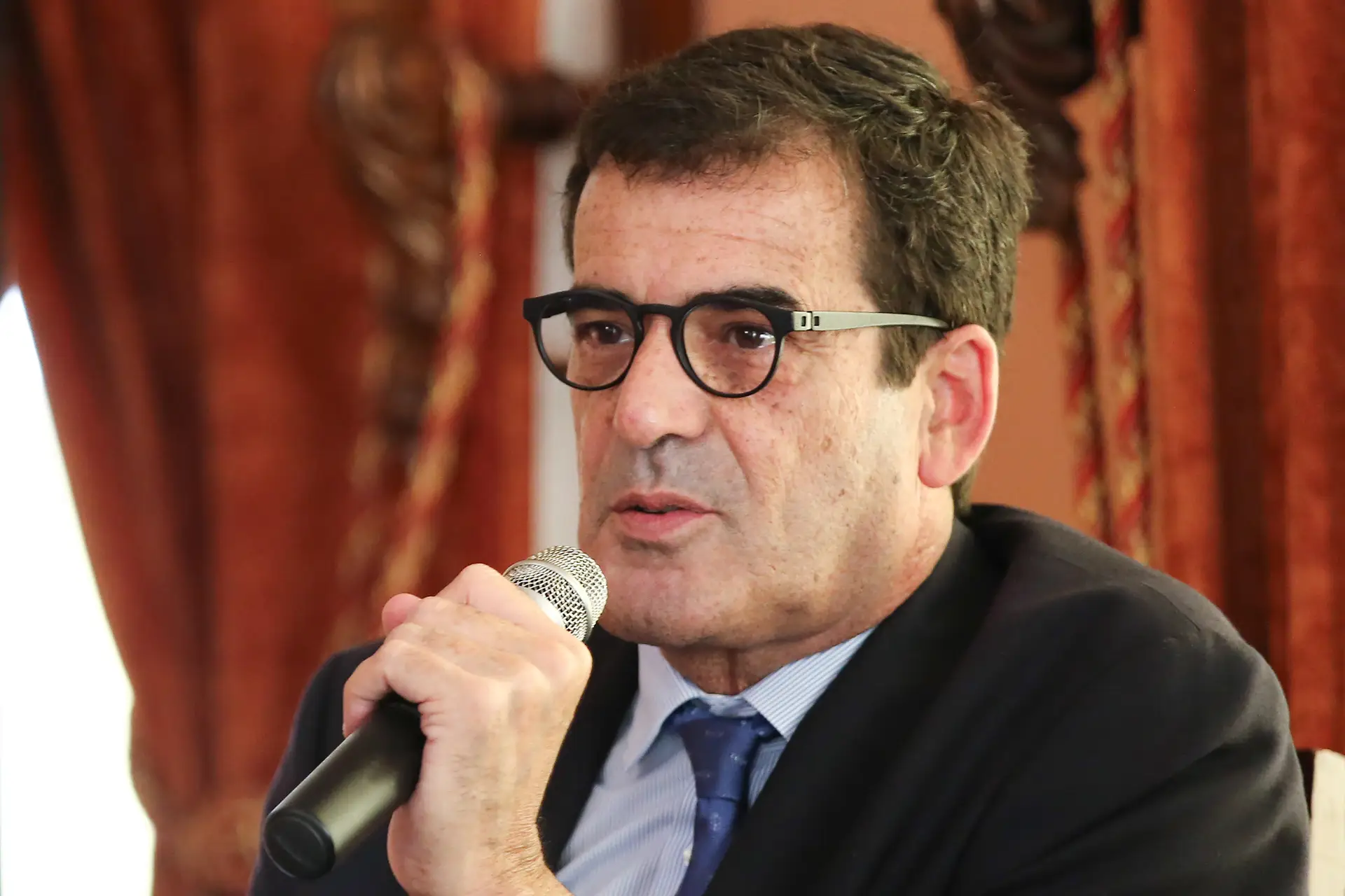 Câmara do Porto pede reunião urgente do Conselho de Fundadores de Serralves