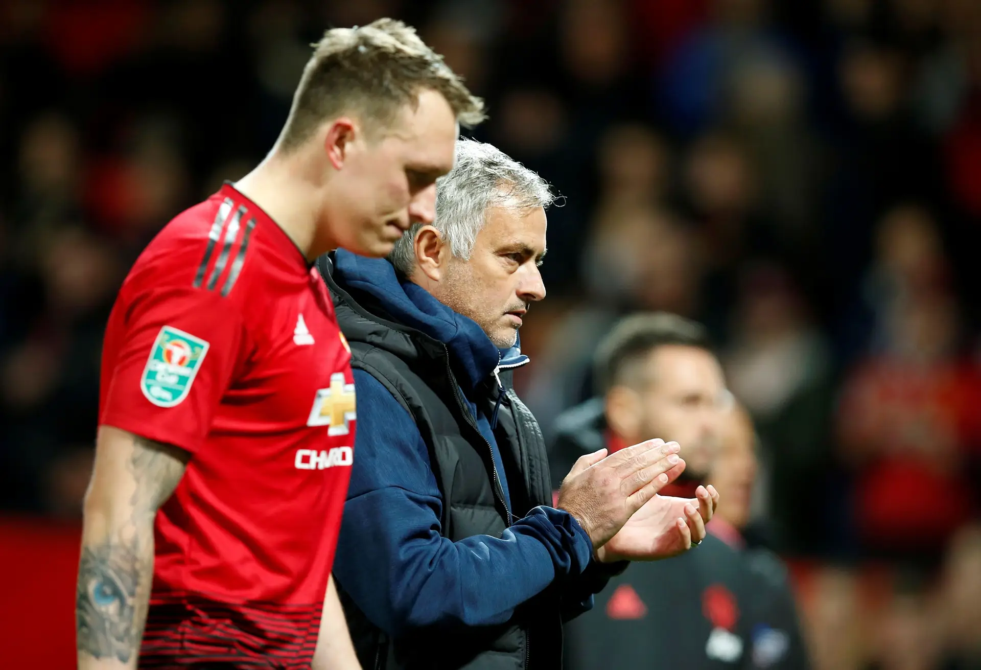 Manchester United e Wolverhampton afastados da Taça da Liga nos penáltis