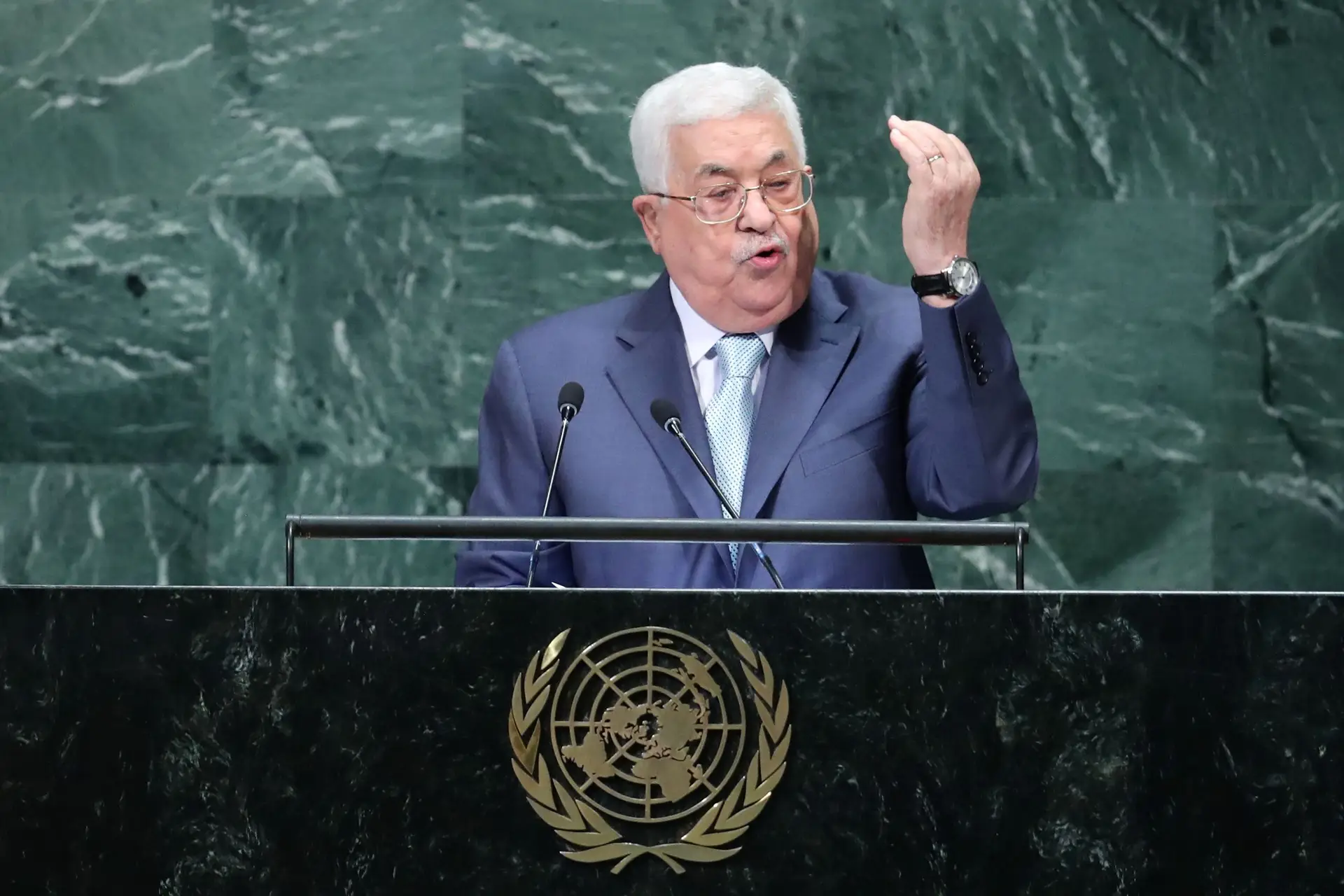 Abbas pede a Trump para voltar atrás no reconhecimento de Jerusalém como capital