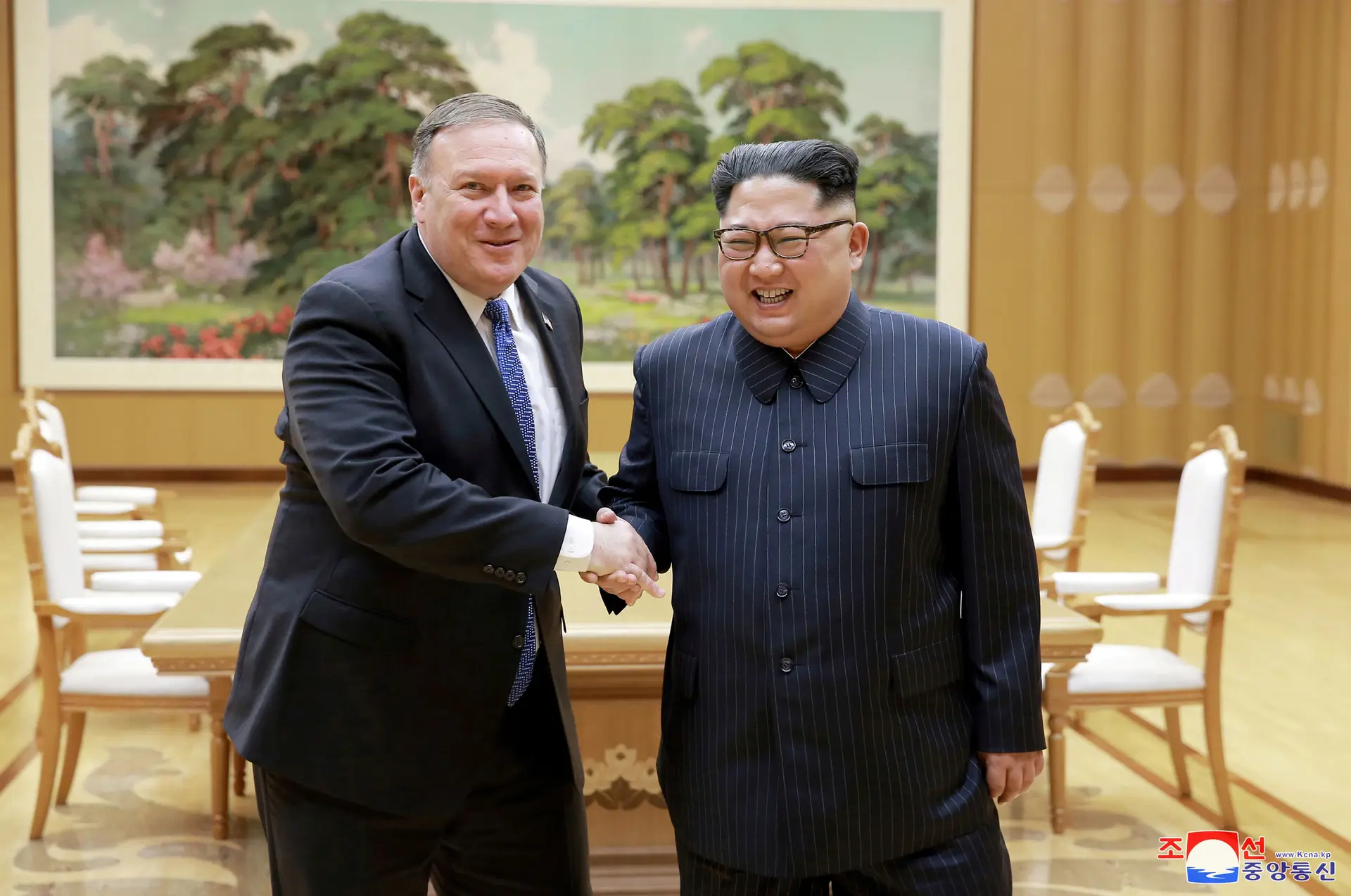 Pompeo vai encontrar-se com líder da Coreia do Norte para discutir desnuclearização