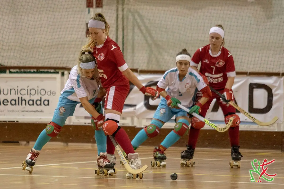Portugal goleia Suíça e discute título Europeu feminino de hóquei com a Espanha
