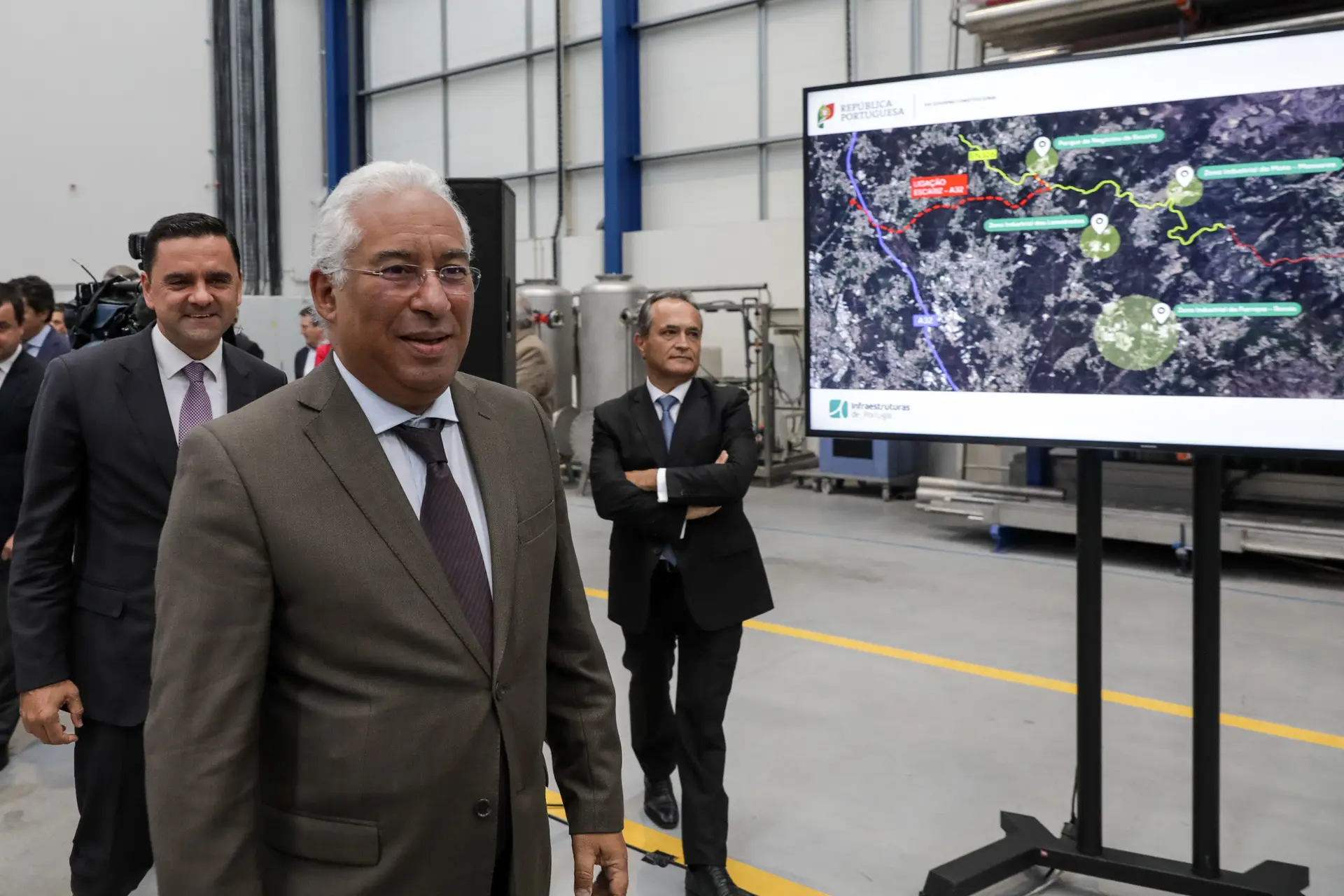 CDS considera que António Costa sai fragilizado da remodelação