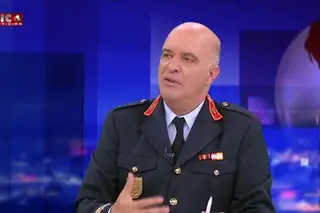 "É preciso dizer às populações que há um risco"