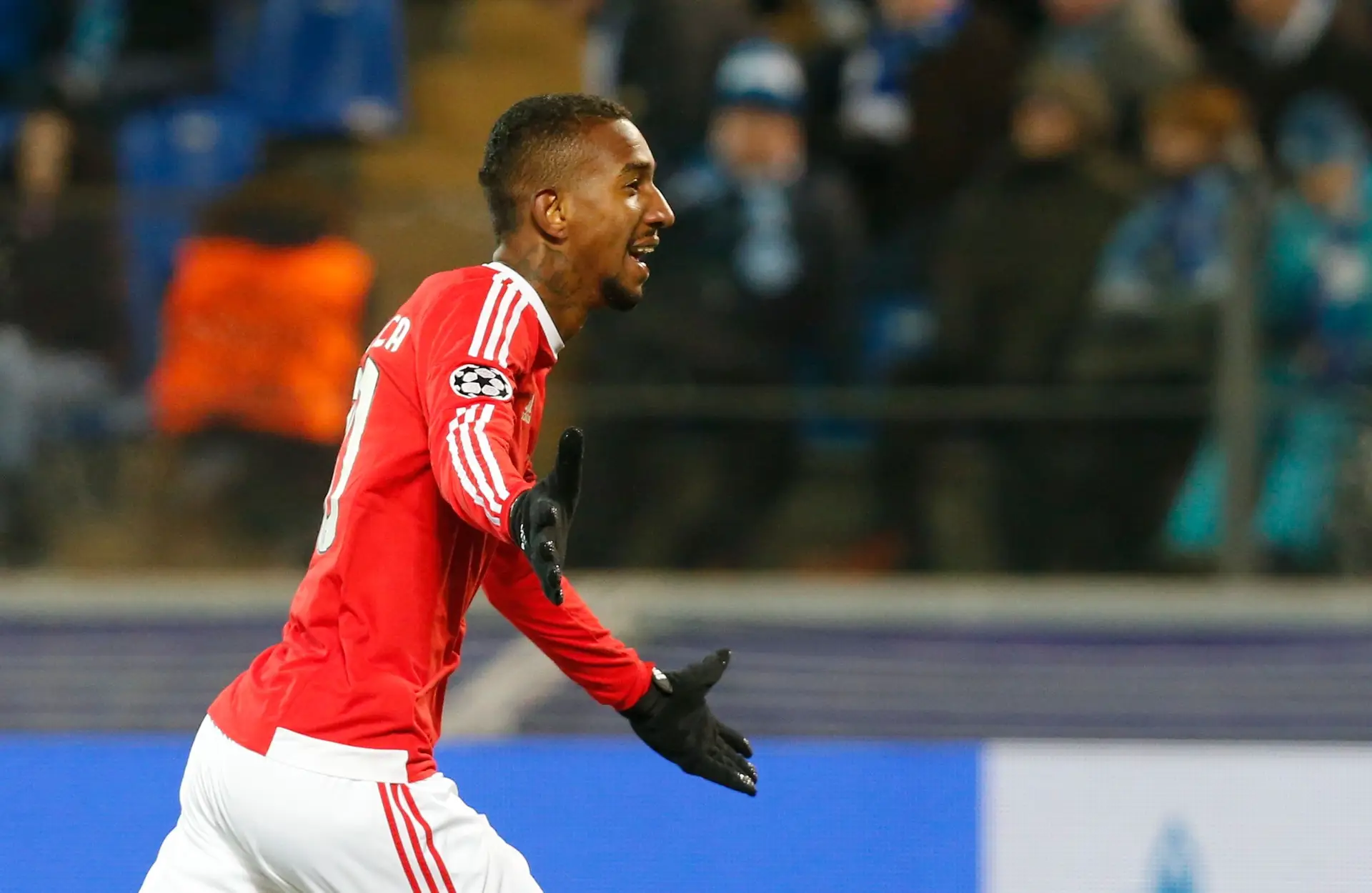 Benfica anuncia venda de Talisca por 19 milhões de euros