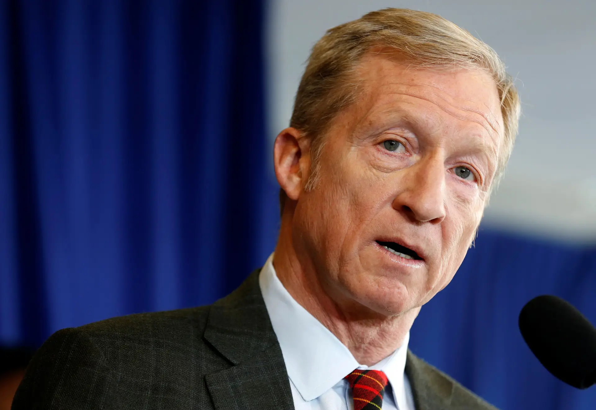 Tom Steyer lança candidatura à Casa Branca