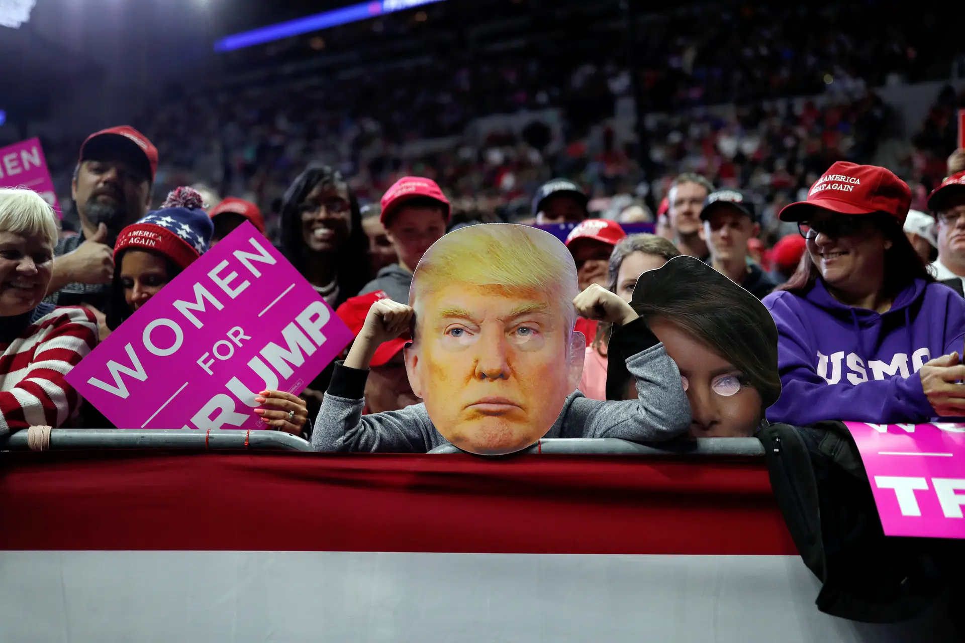 Futuro político de Trump passa pelas eleições intercalares de hoje nos EUA