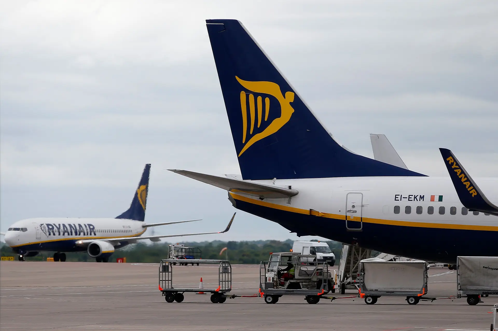 Quer saber como pode viajar pela Ryanair sem pagar bagagem de mão?