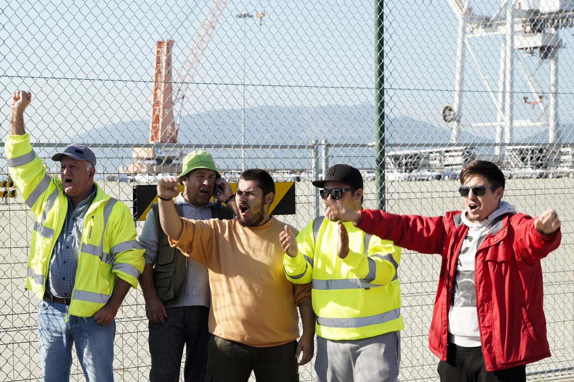 CGTP no porto de Setúbal para mostrar solidariedade pela luta dos estivadores