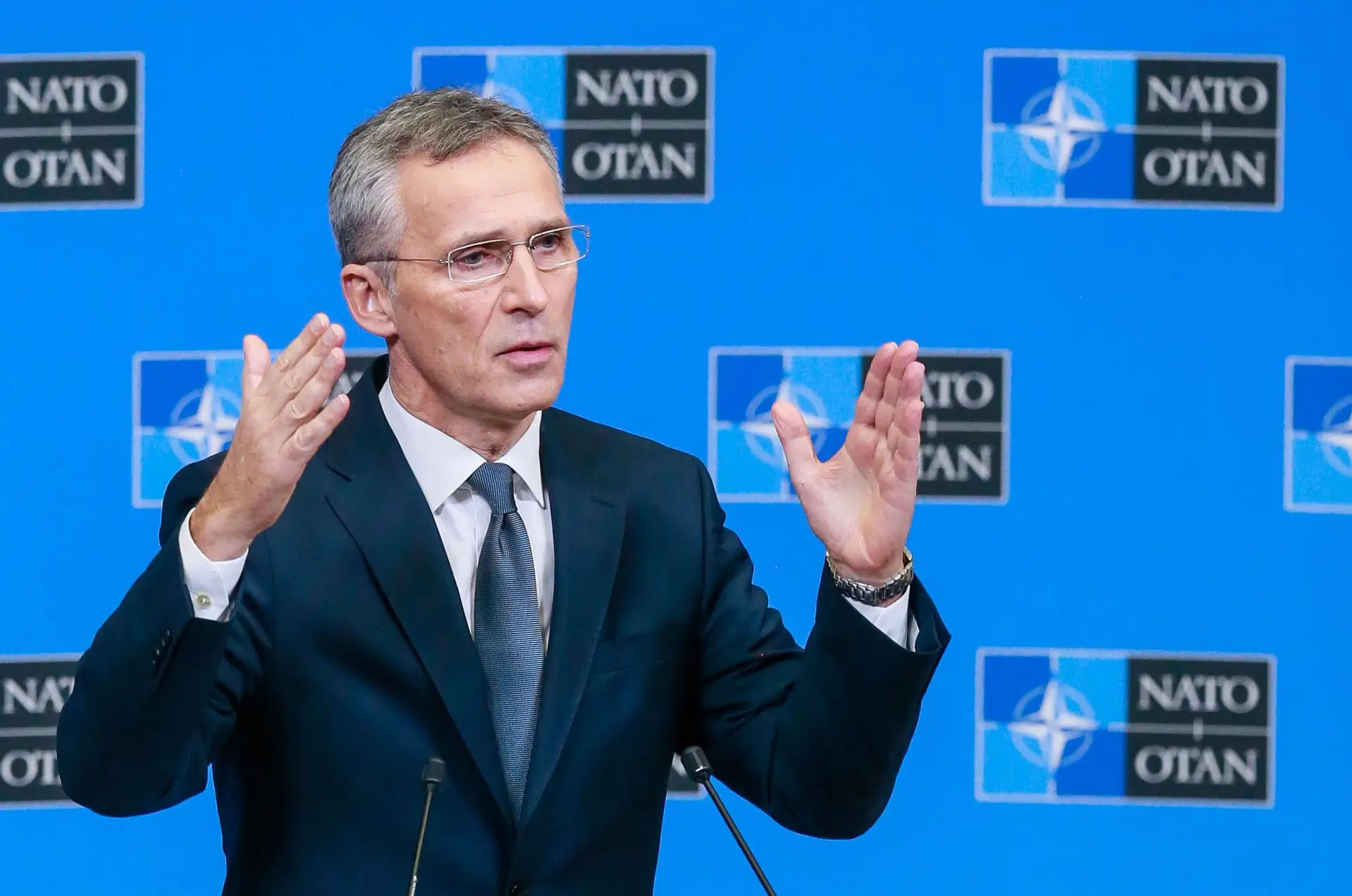 Situação na Crimeia é "muito grave", alerta secretário-geral da NATO