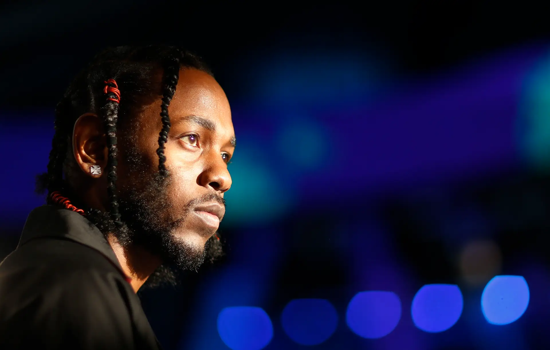 Kendrick Lamar lidera nomeações aos prémios de música Grammy