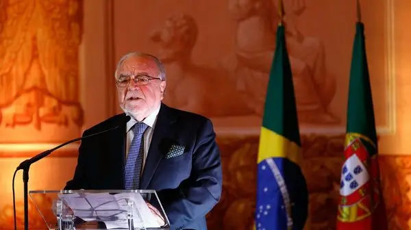 Manuel Alegre, histórico do PS, em carta ao primeiro-ministro, António Costa, sobre eventuais limitações à tauromaquia e à caça, Público, 07-11-2018