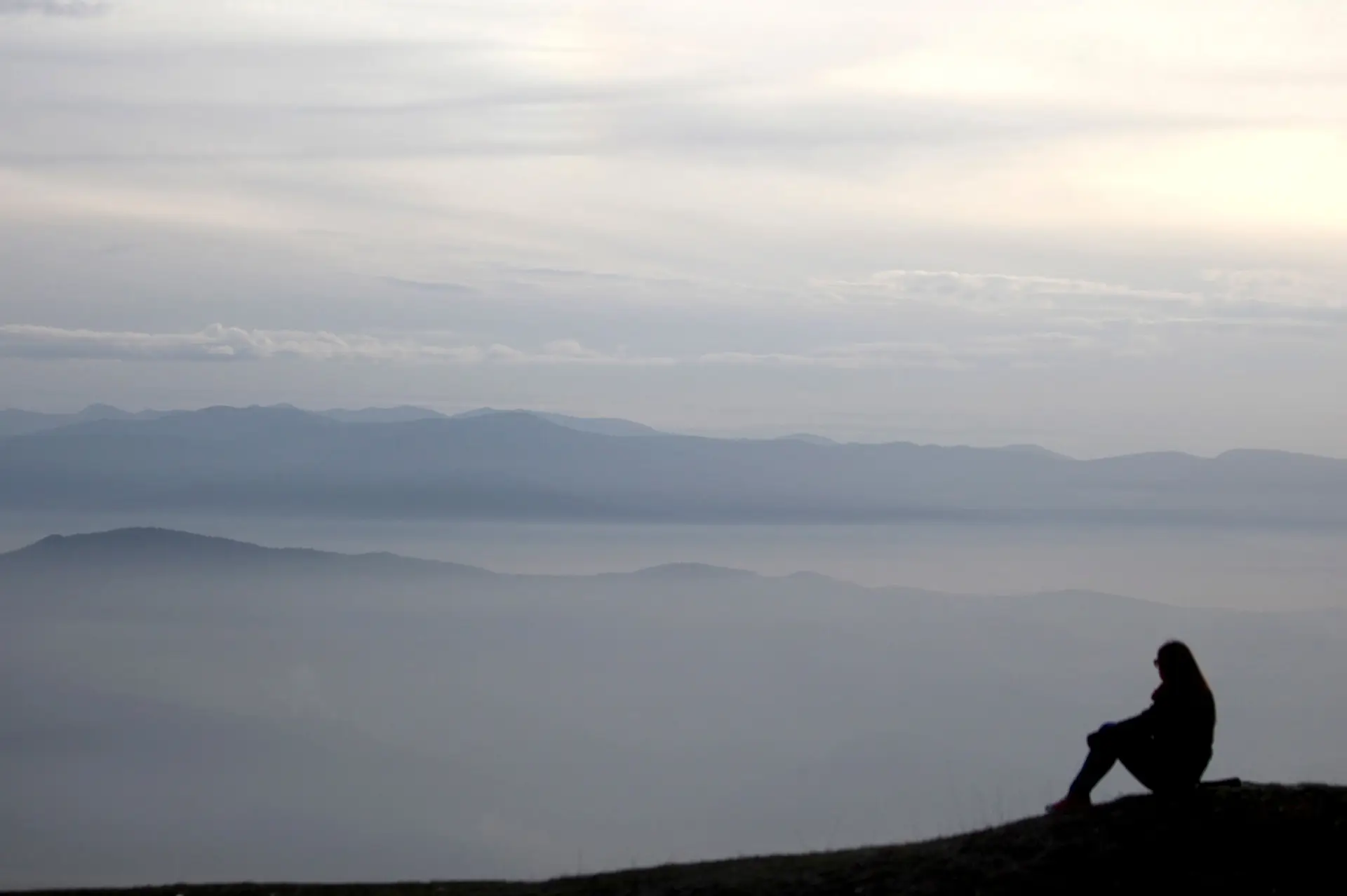 Quase 20% dos alunos tiveram comportamentos autolesivos pelo menos uma vez no último ano
