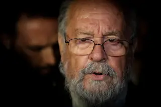 Bombeiros vão ter formação para transportar infetados com coronavírus