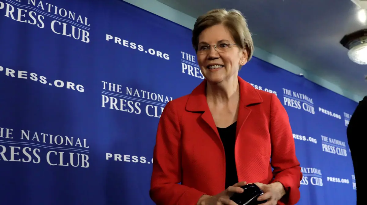 A senadora Elizabeth Warren.