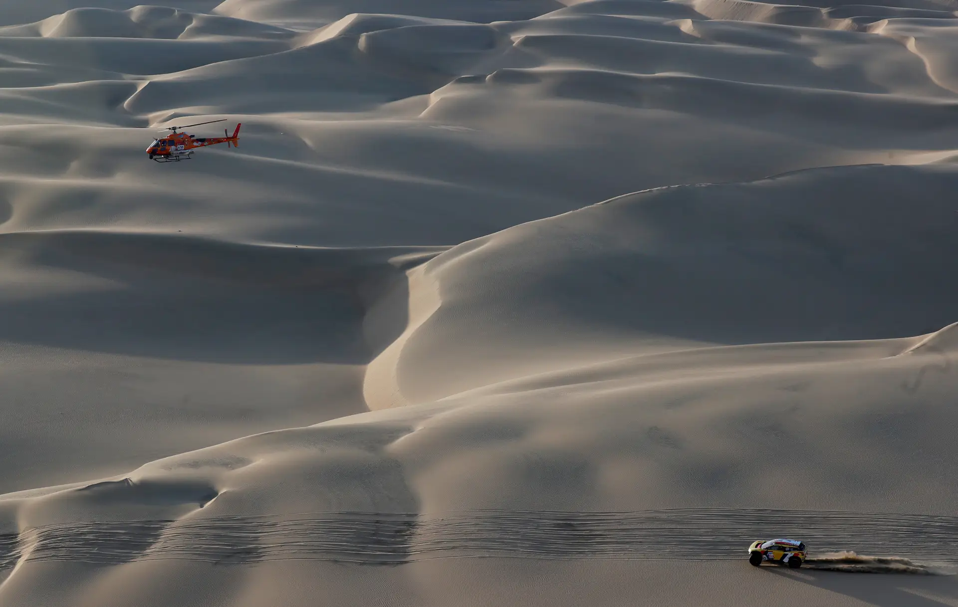 As melhores imagens da ação no Dakar