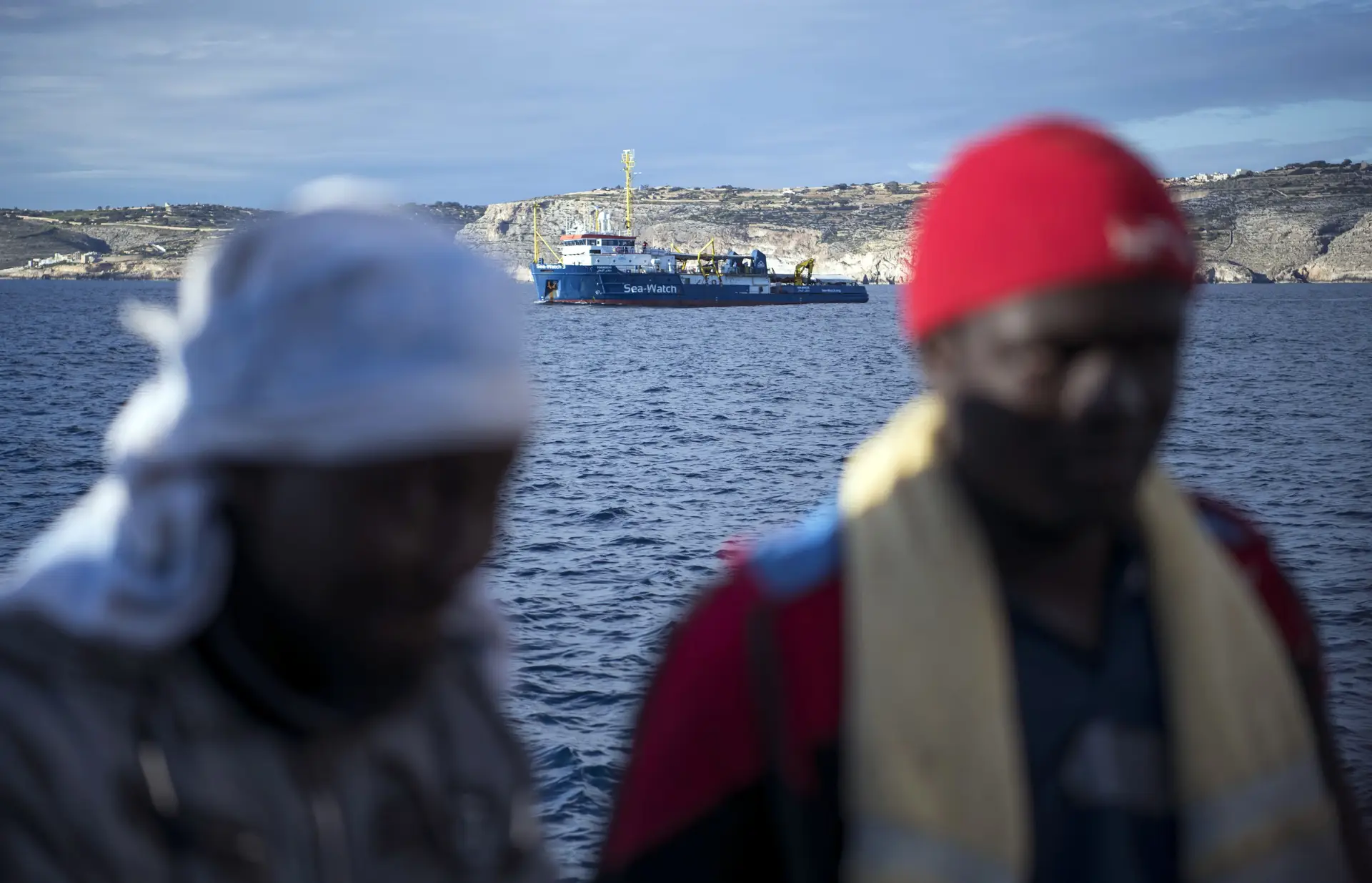Portugal e mais 7 países vão receber os 49 migrantes retidos ao largo de Malta