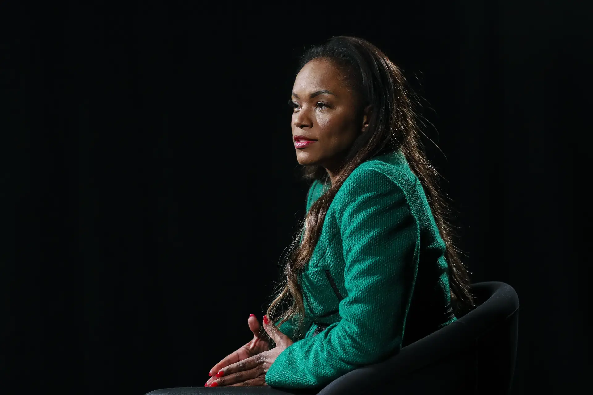 Irmã de Isabel dos Santos desafia empresária a devolver 75 milhões a Angola